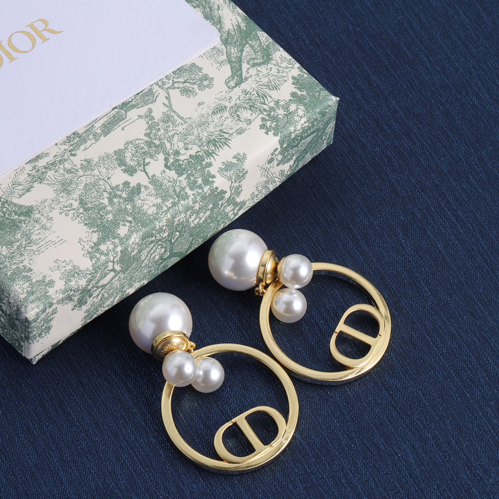 14D945E Popular  Earrings