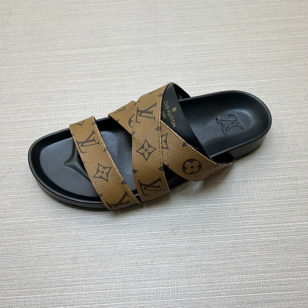 54E89Z Popular slippers