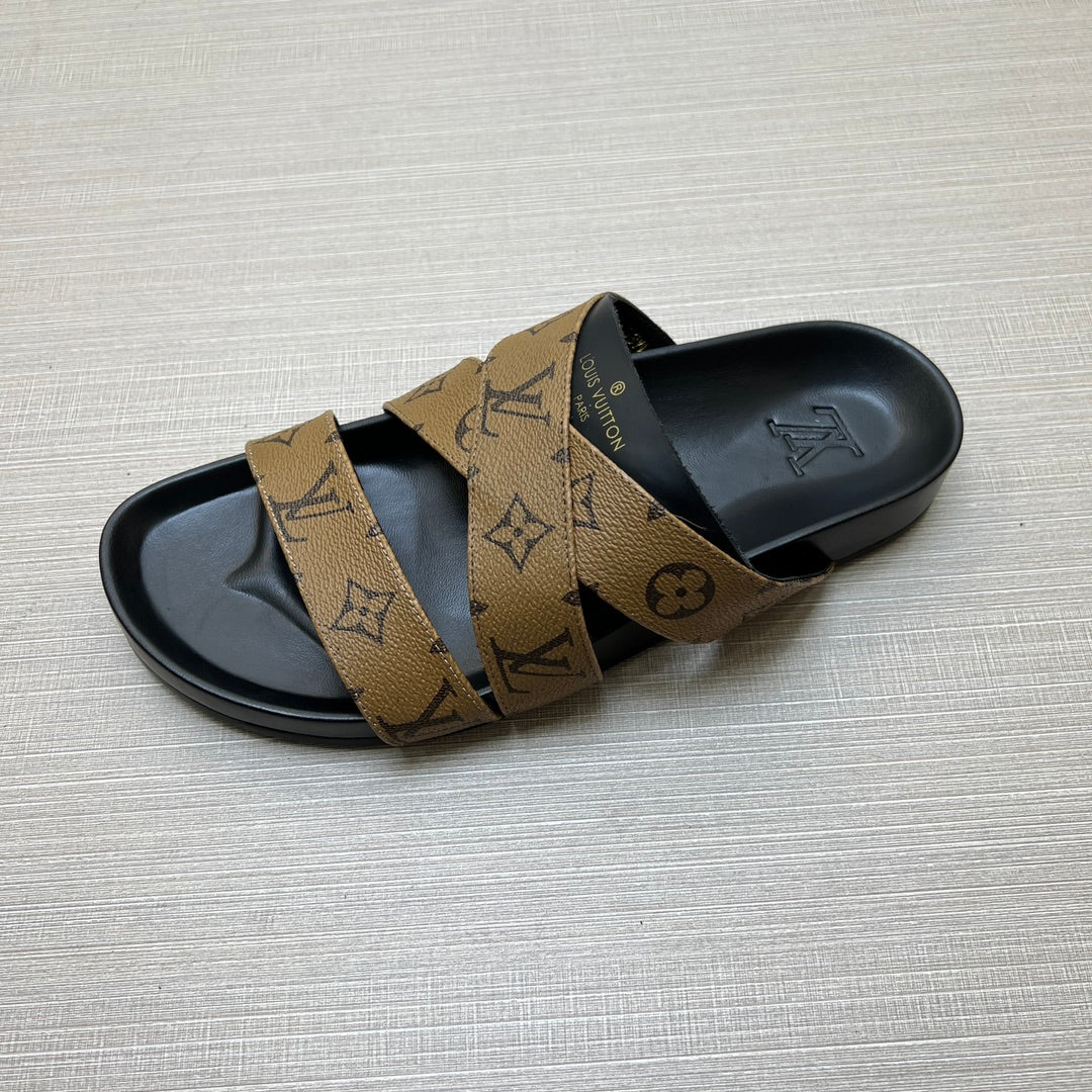 54E89Z Popular slippers