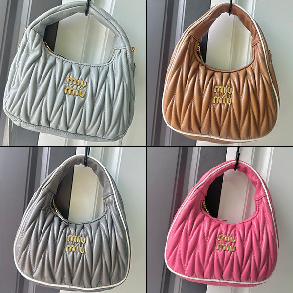 B1P46A118 Popular leather bag