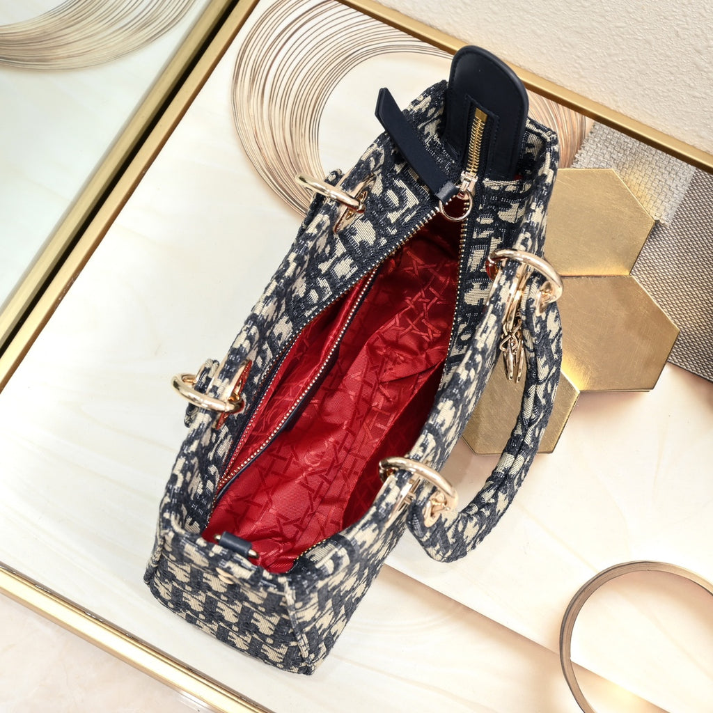 1XD439B Popular   embroidery bag