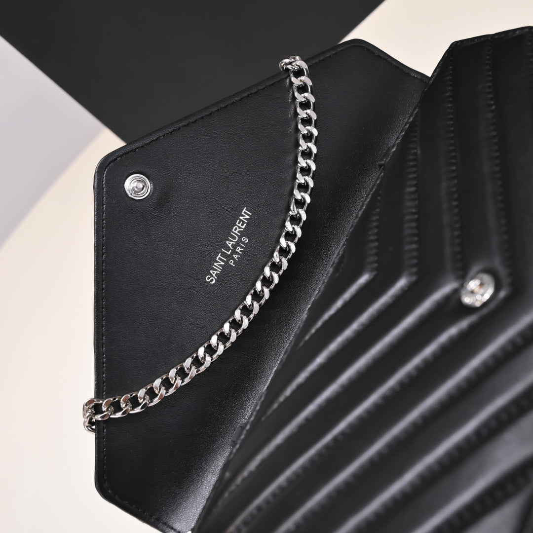 B1X66SL8 Popular high-quality leather bag