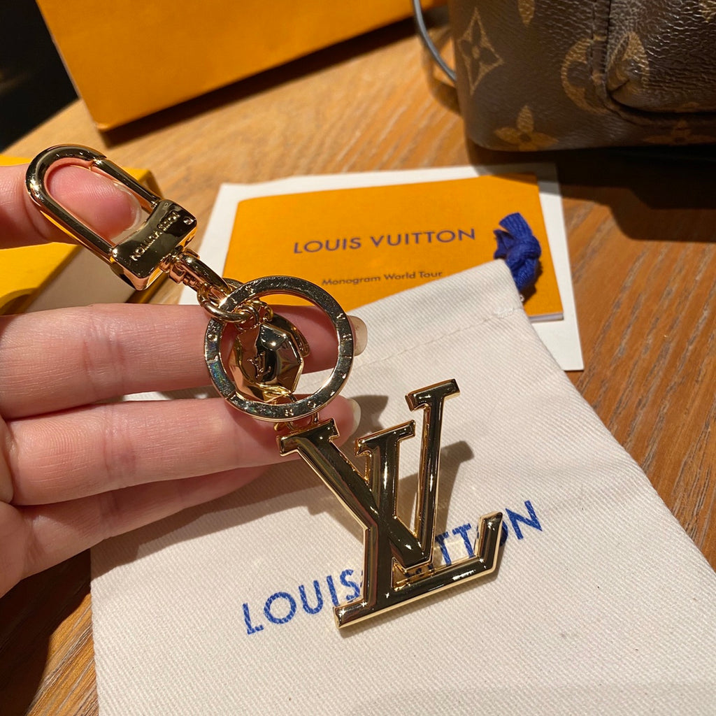 1E14A  Popular Keychains