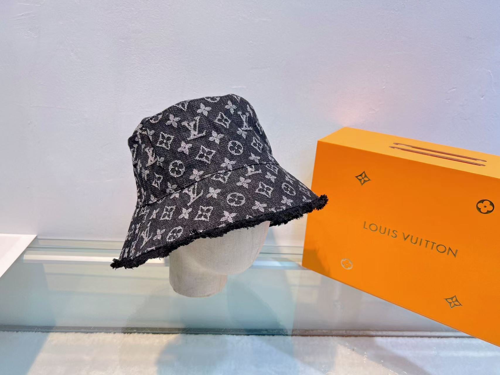 125ZE510M Popular hats