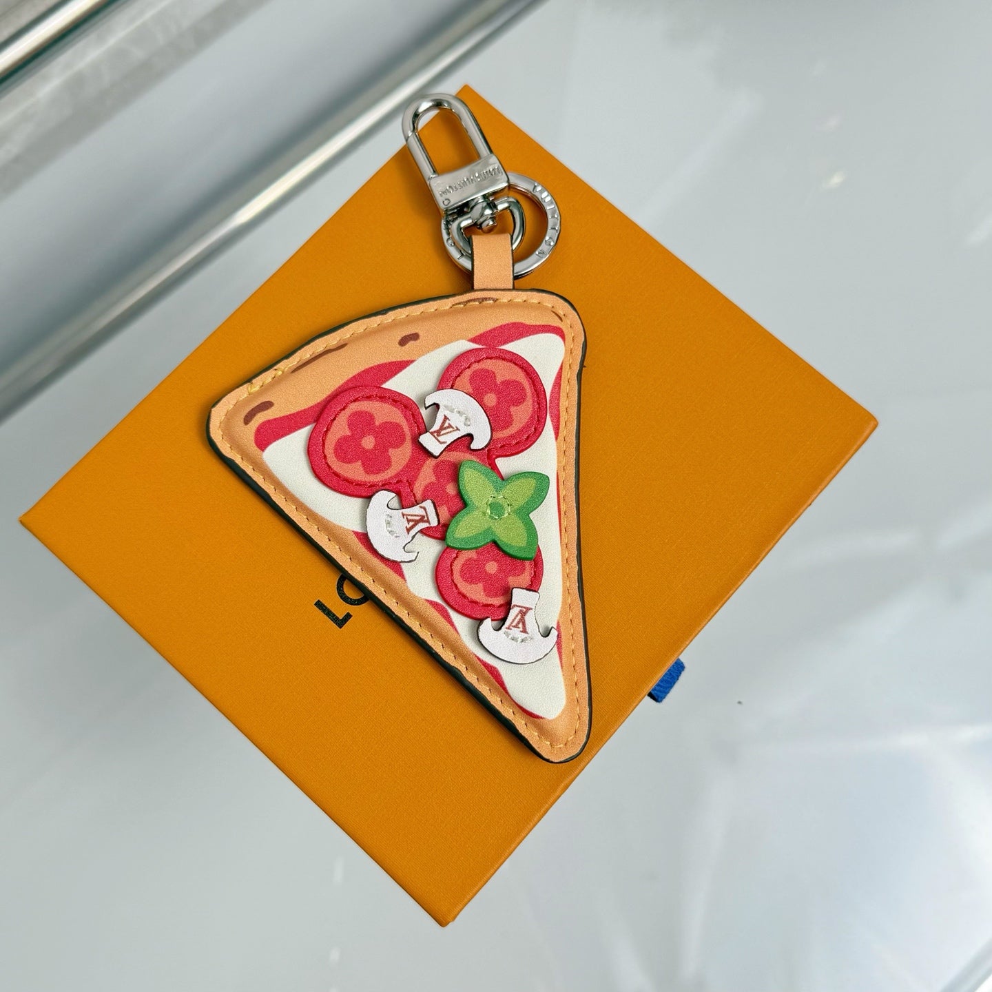 35QE3A Popular bag 's charms accessories