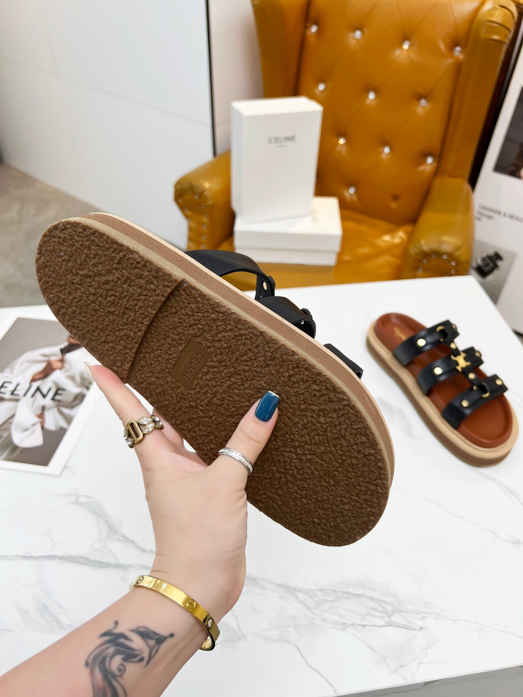 245RN1Z Popular leather shoes 