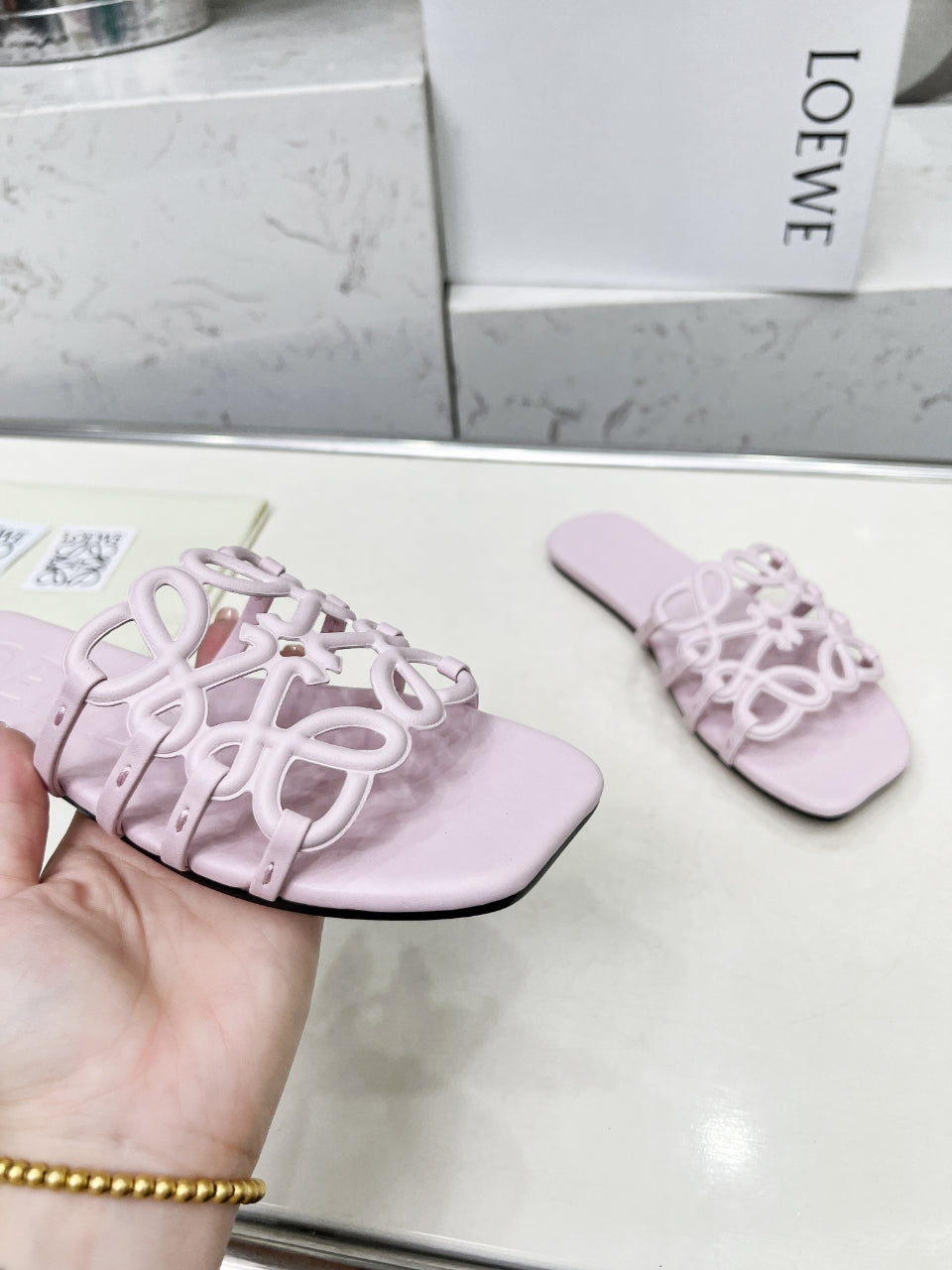 Z2X66A22 Popular high-quality leather Shoes