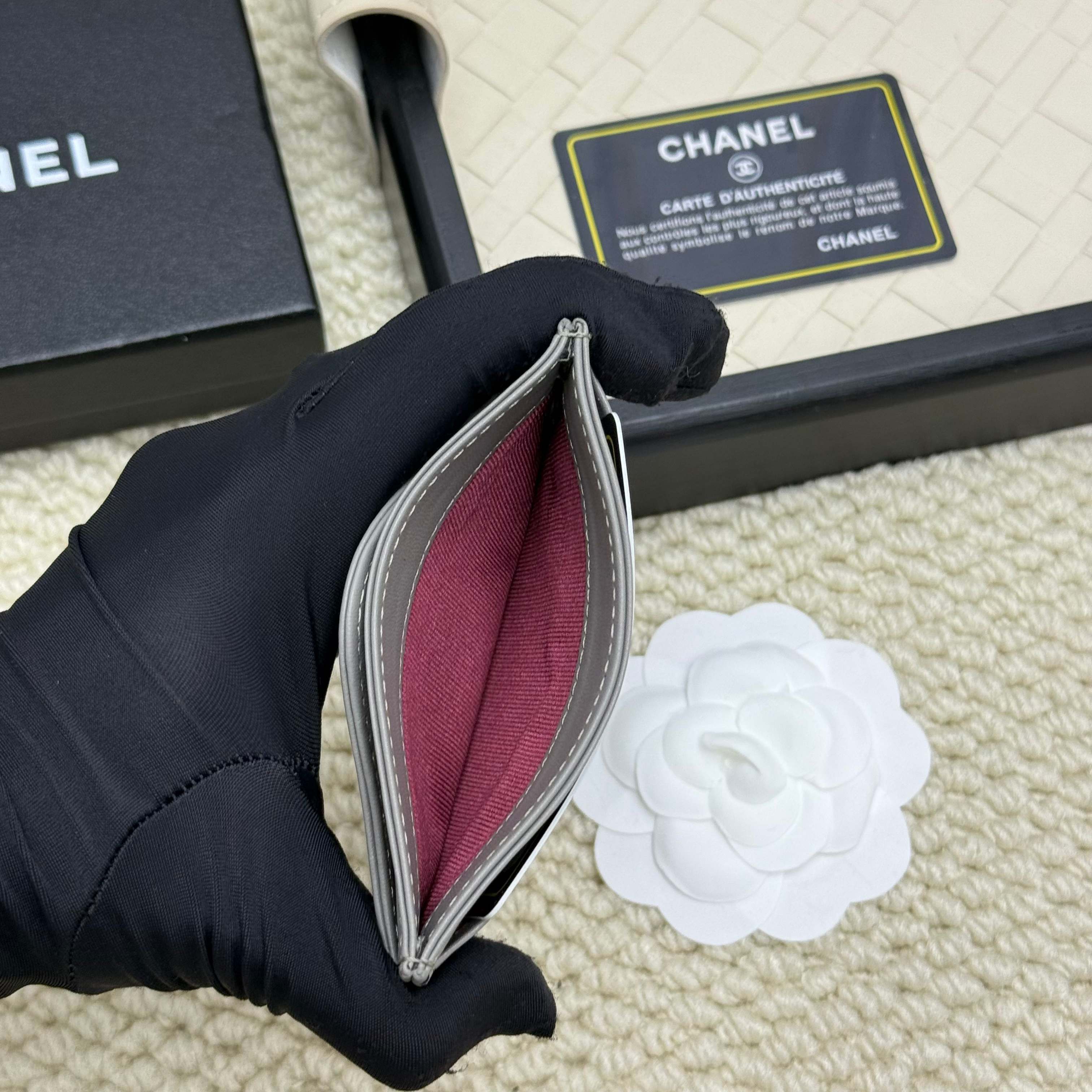 15RC153B Popular card holder