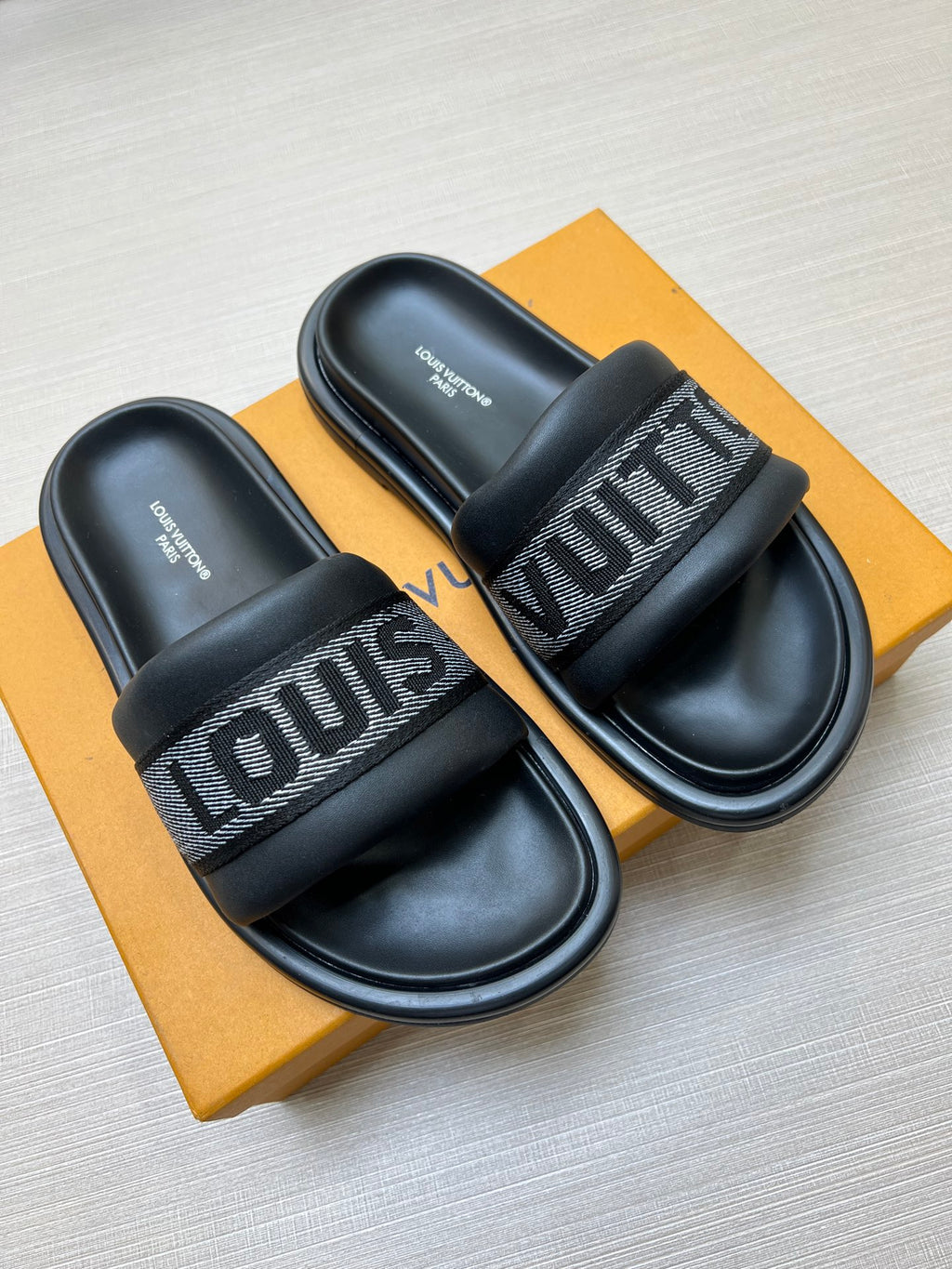 535ZE298Z Popular Slippers