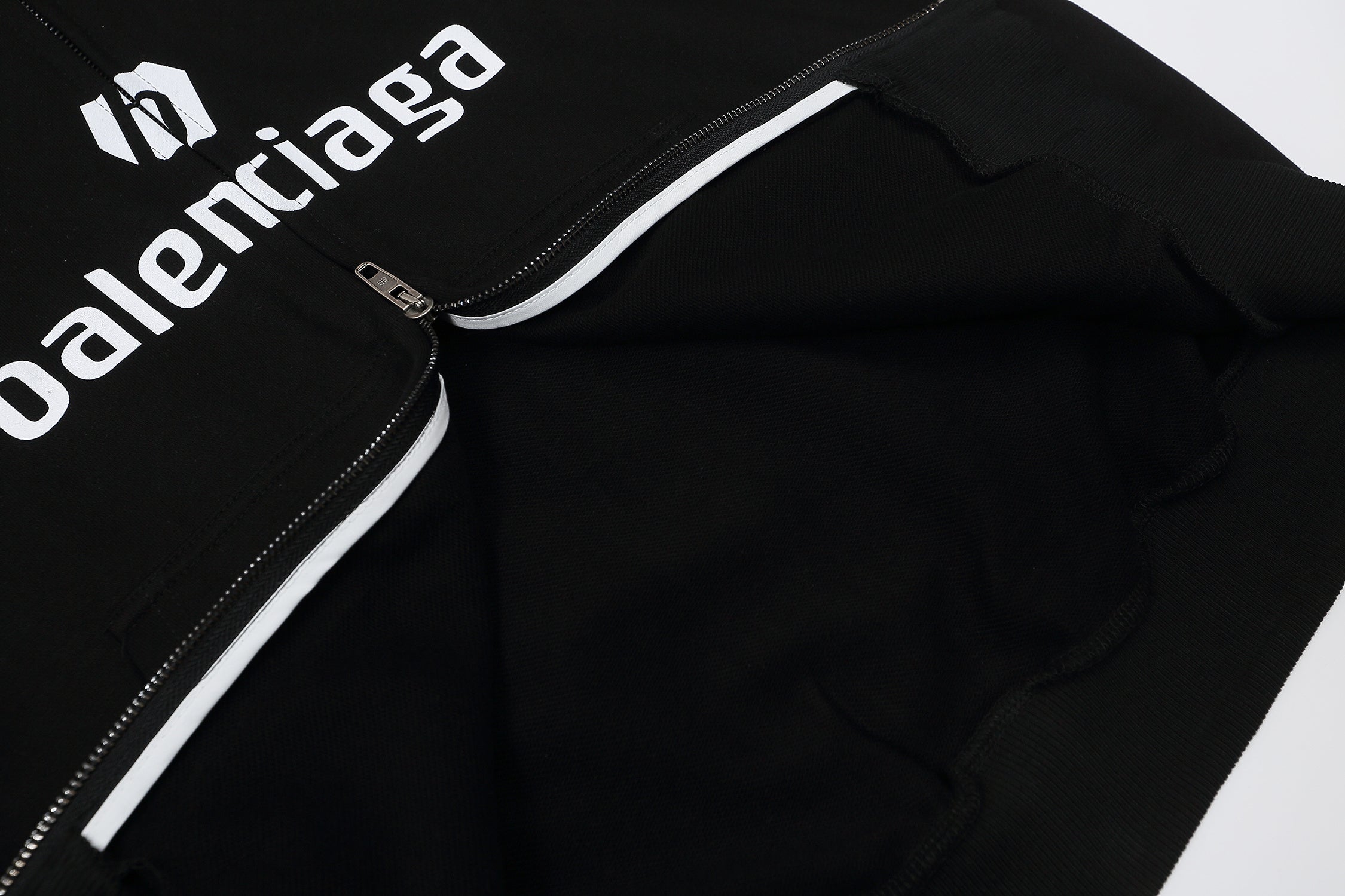 85ZJ160U Popular Sweaters