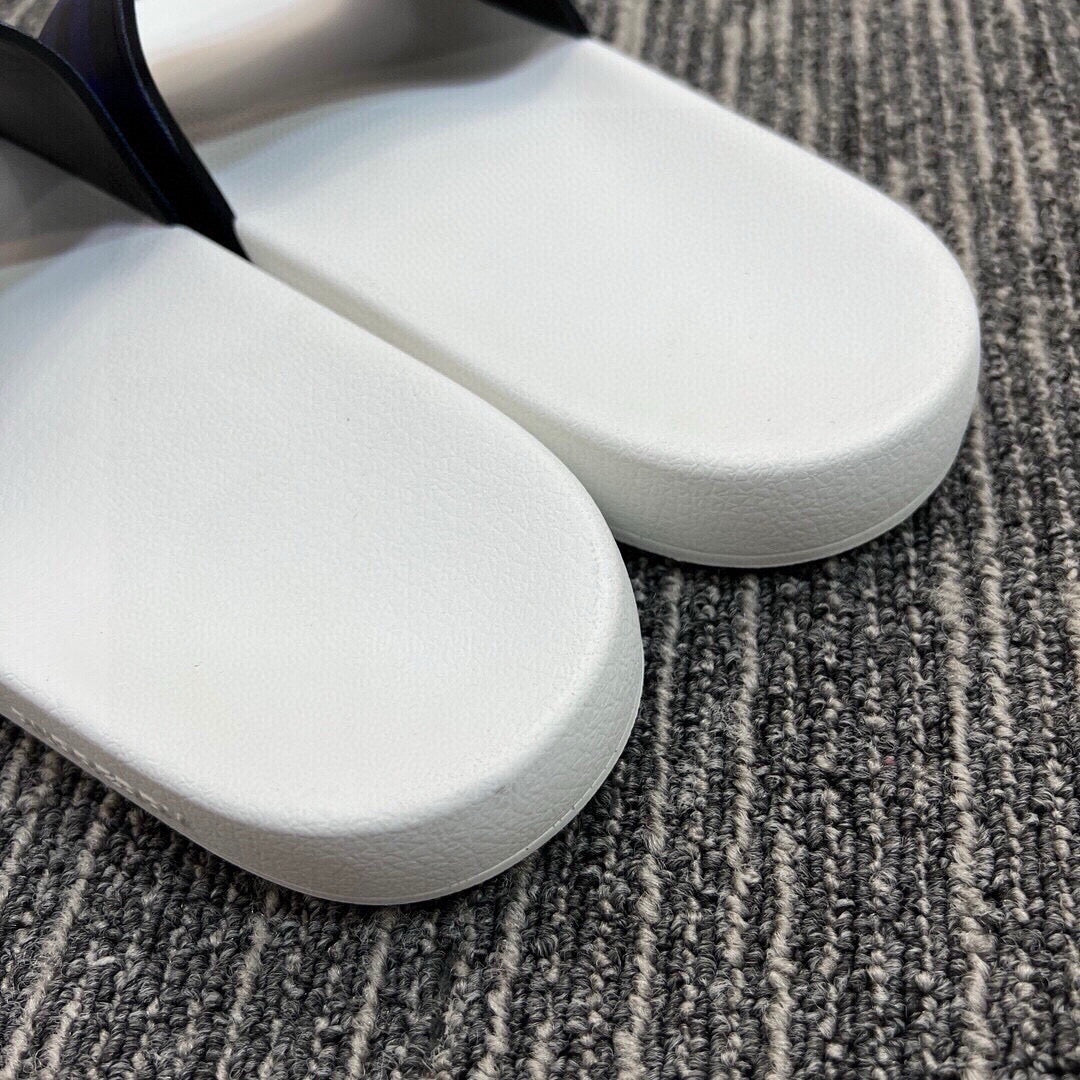535ZR262Z Popular Slippers