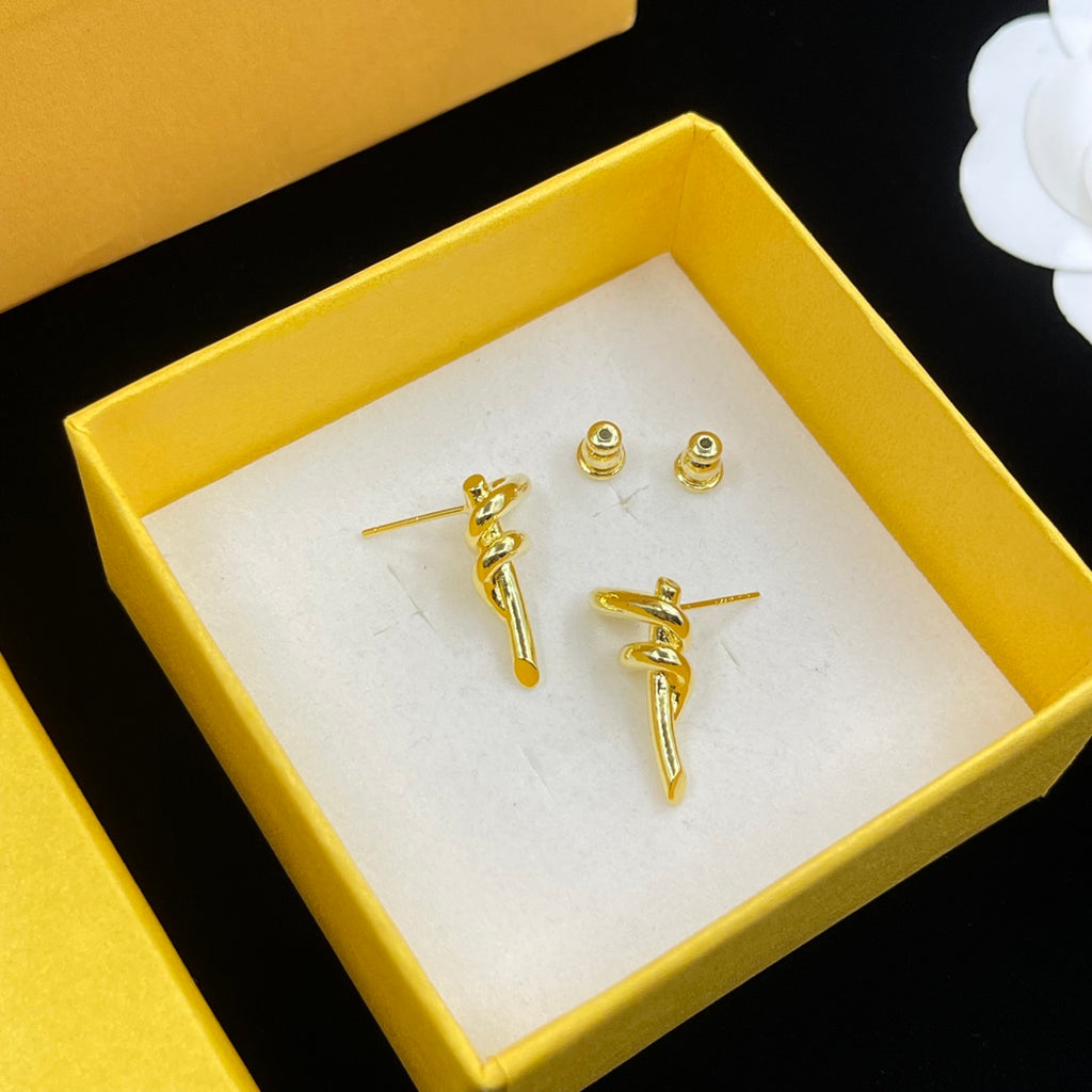 14F640E Popular  Earrings