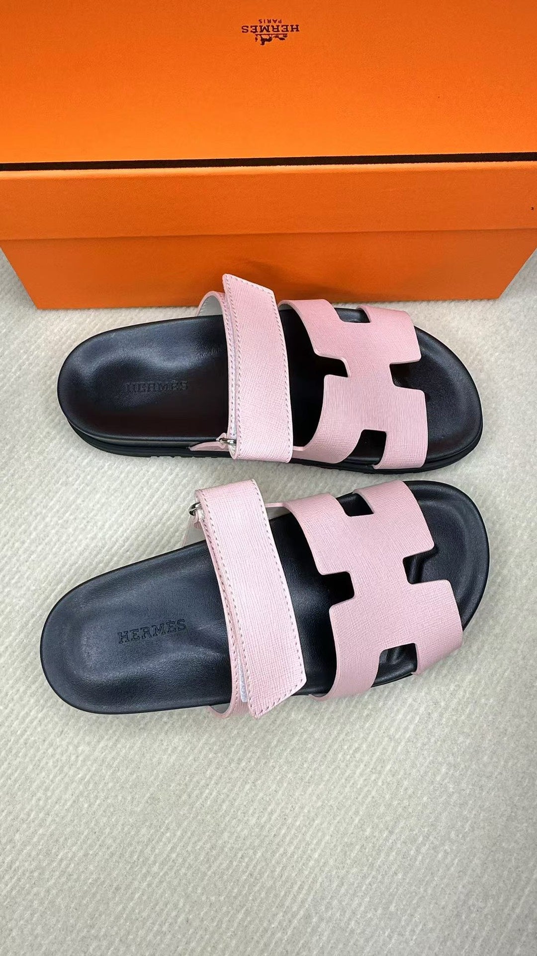 255QH26Z Popular leather shoes