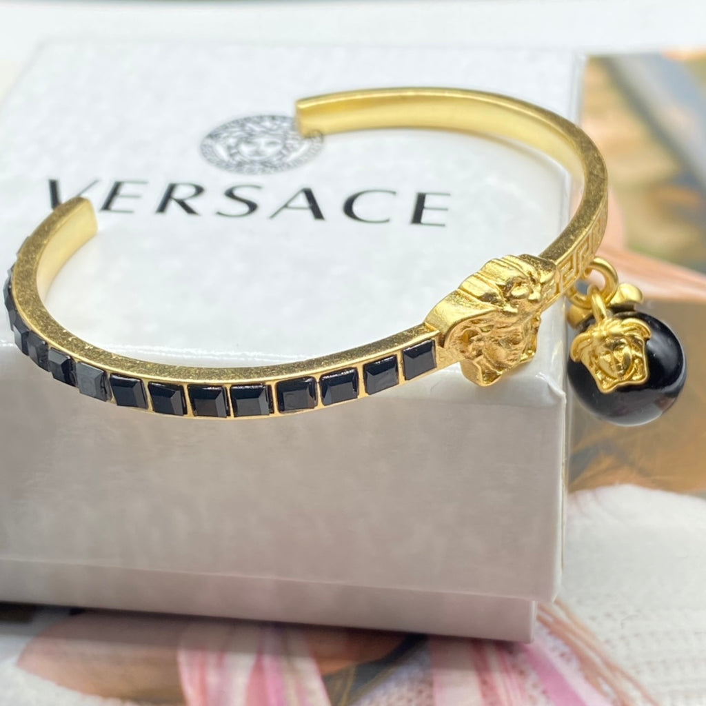 15QW69K  Popular Bracelets