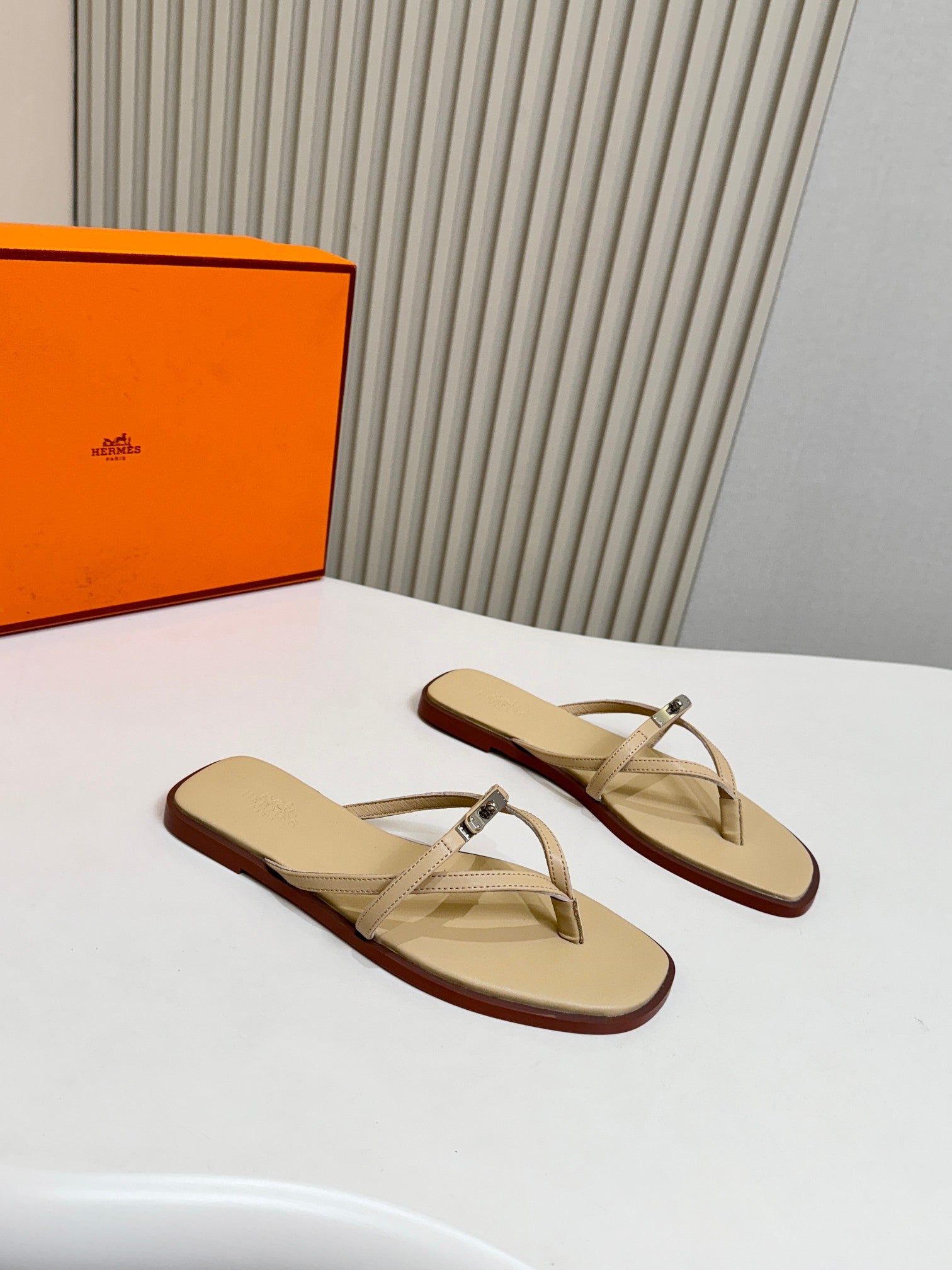Z2X66H6 Popular high-quality leather Shoes