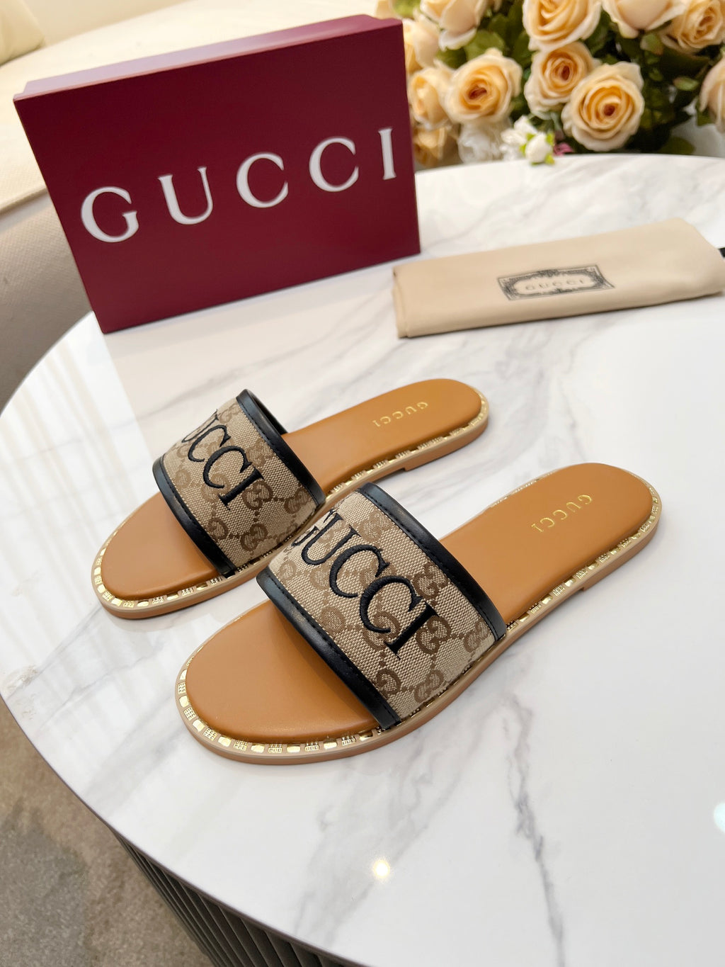 255QB29Z Popular Slippers