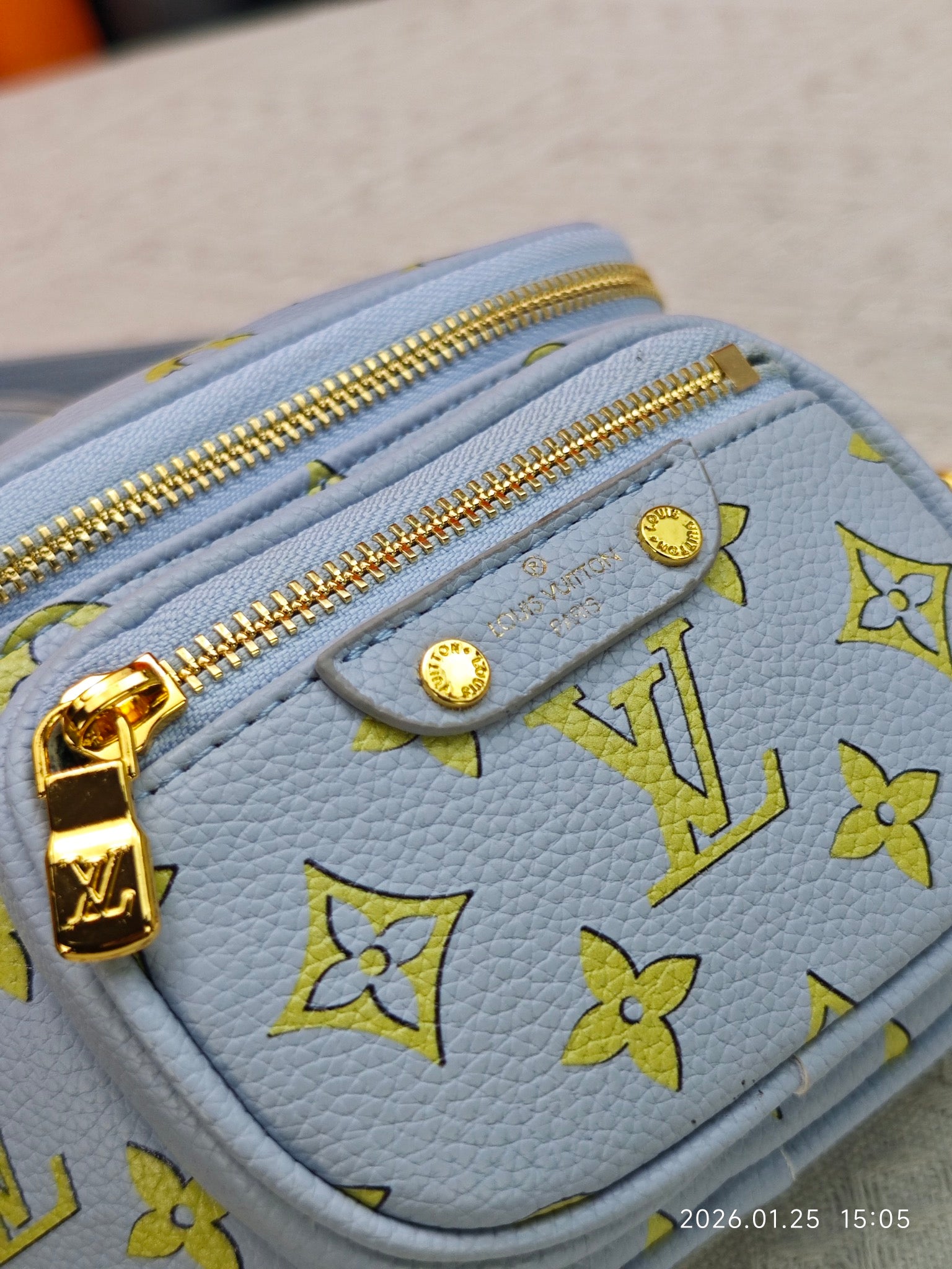 146PE76B Popular leather bag