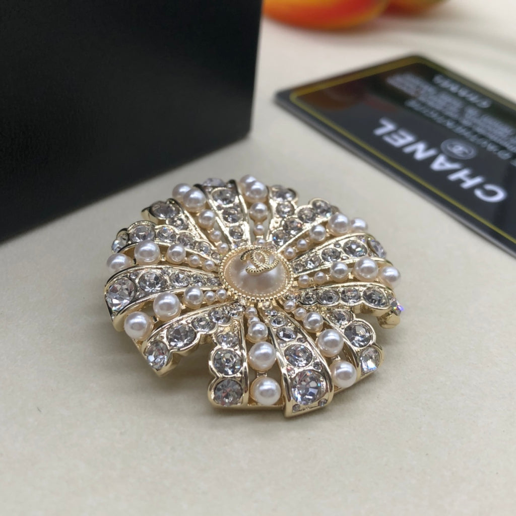 14C854X   Popular Brooch