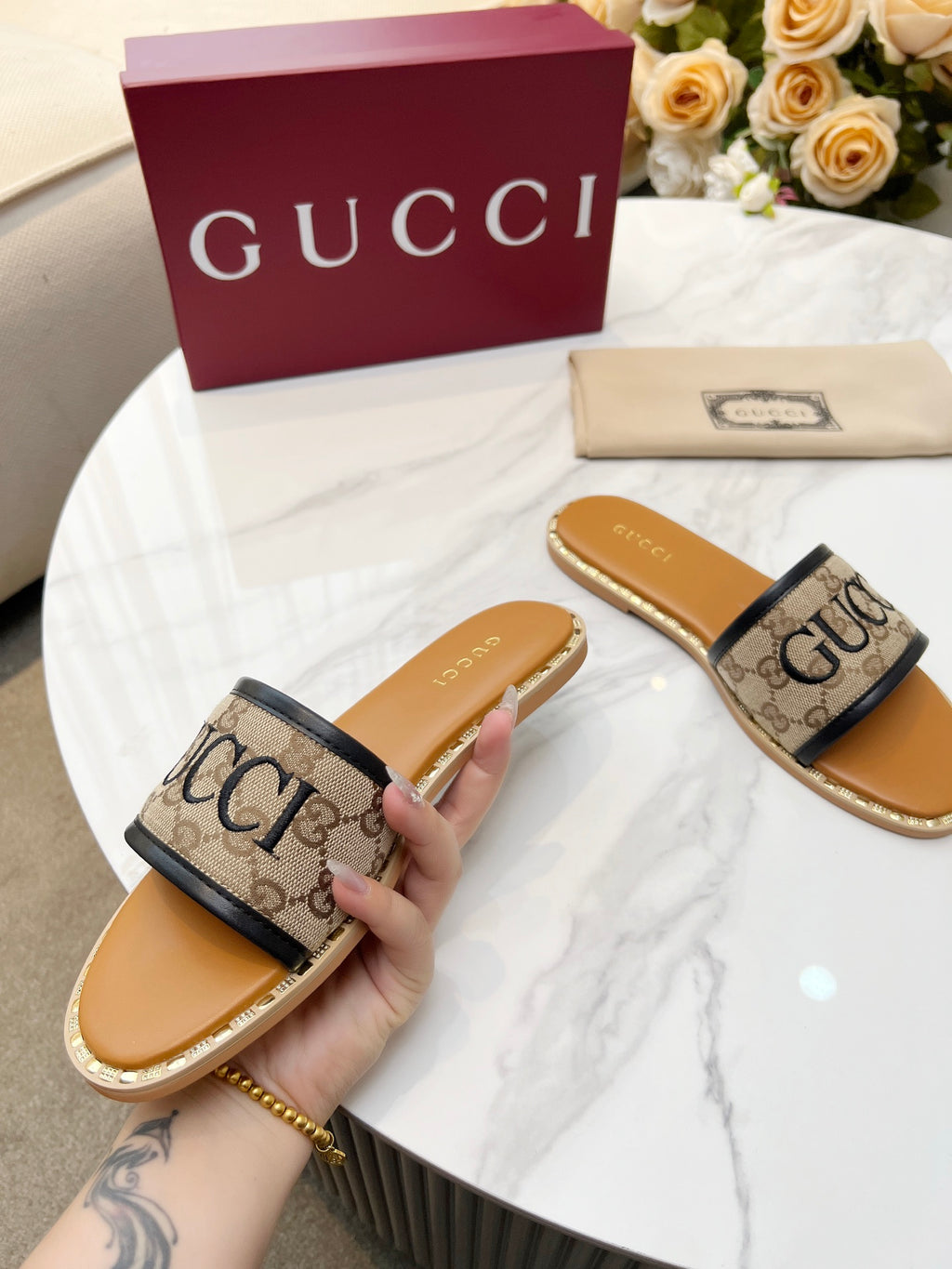 255QB29Z Popular Slippers