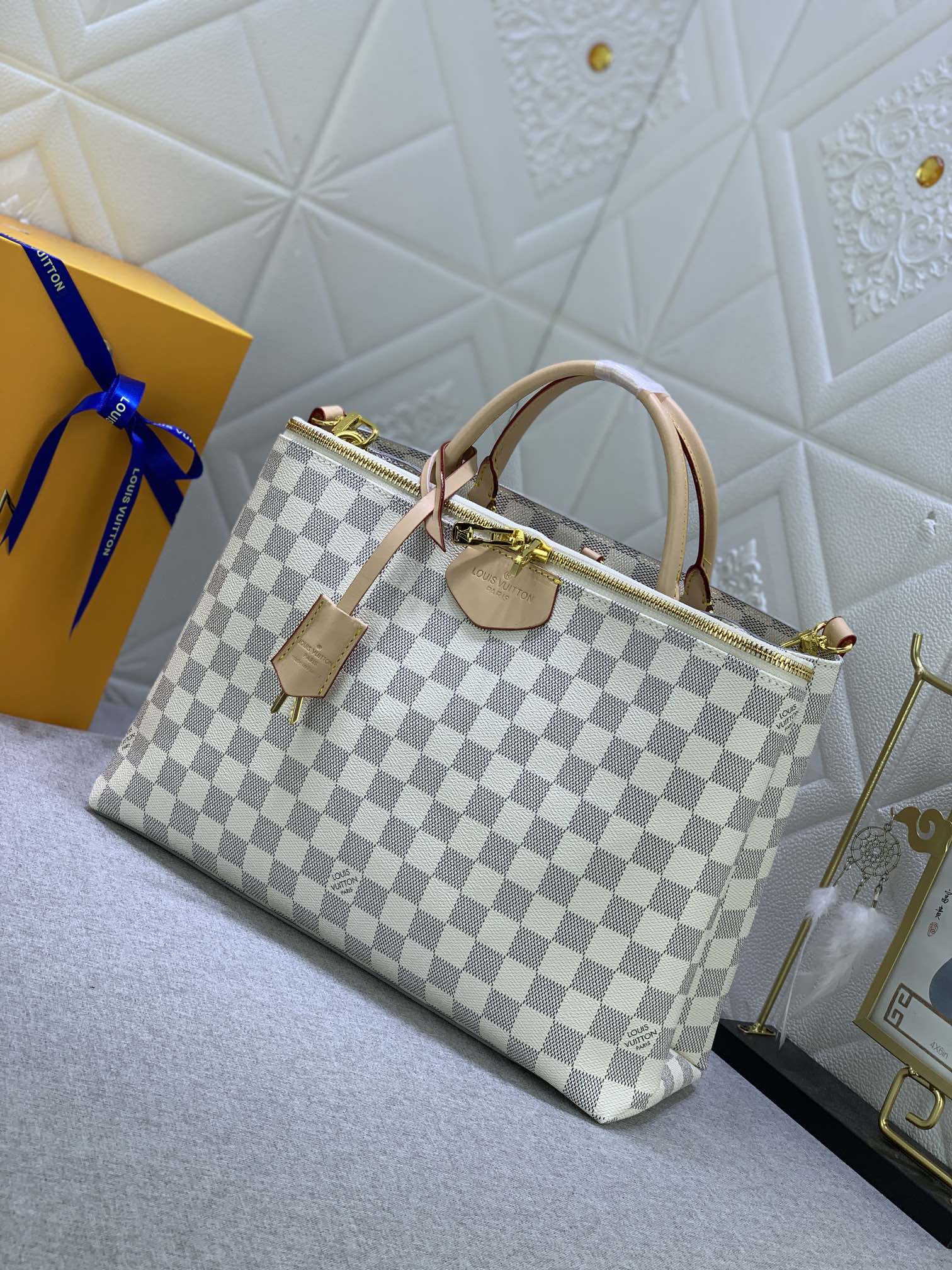2XE330B Popular   leather bag 