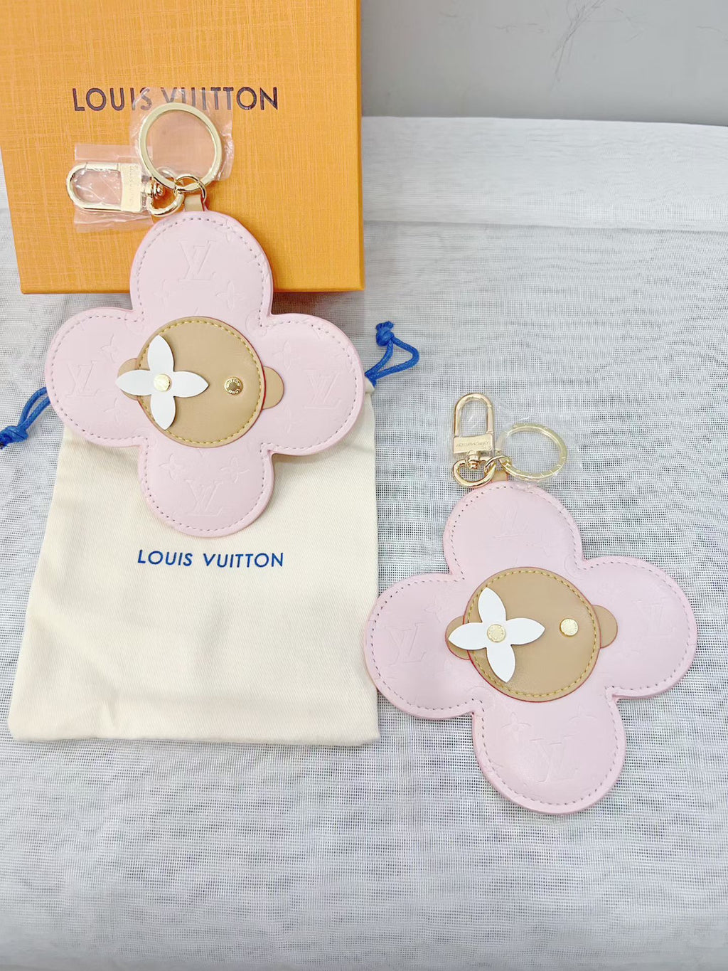 346RE37A Popular bag 's charms accessories