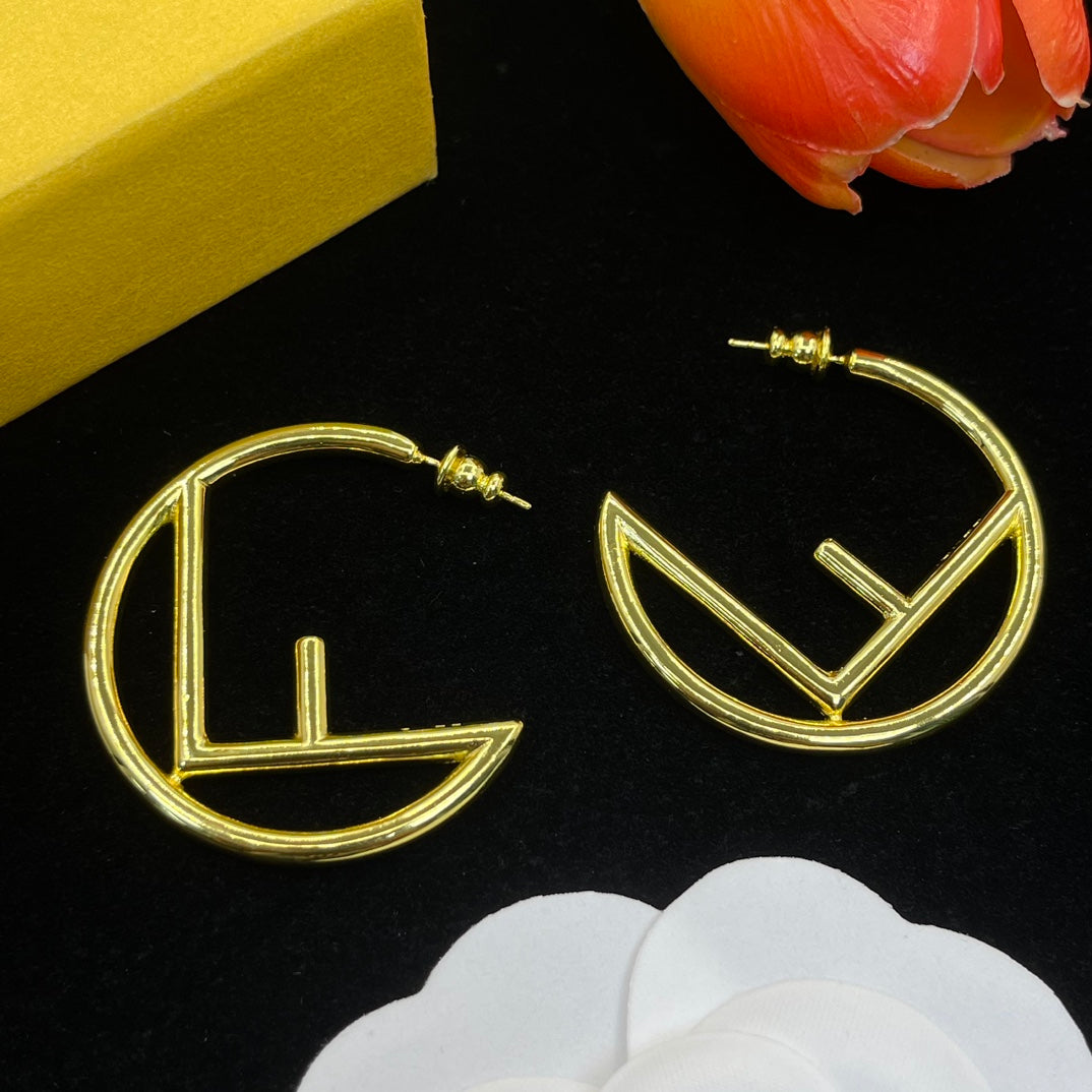 14F647E Popular  Earrings