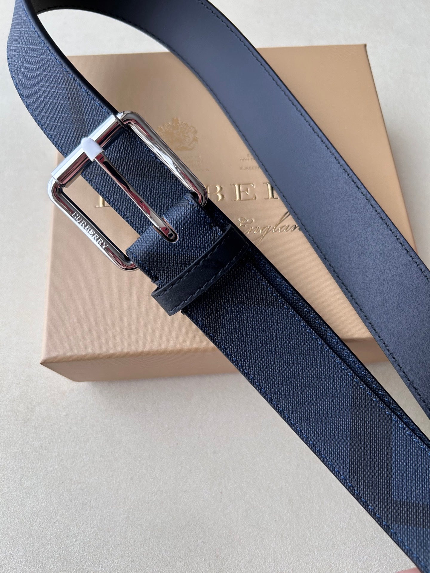 1115QR8P Popular High quality belt With full package