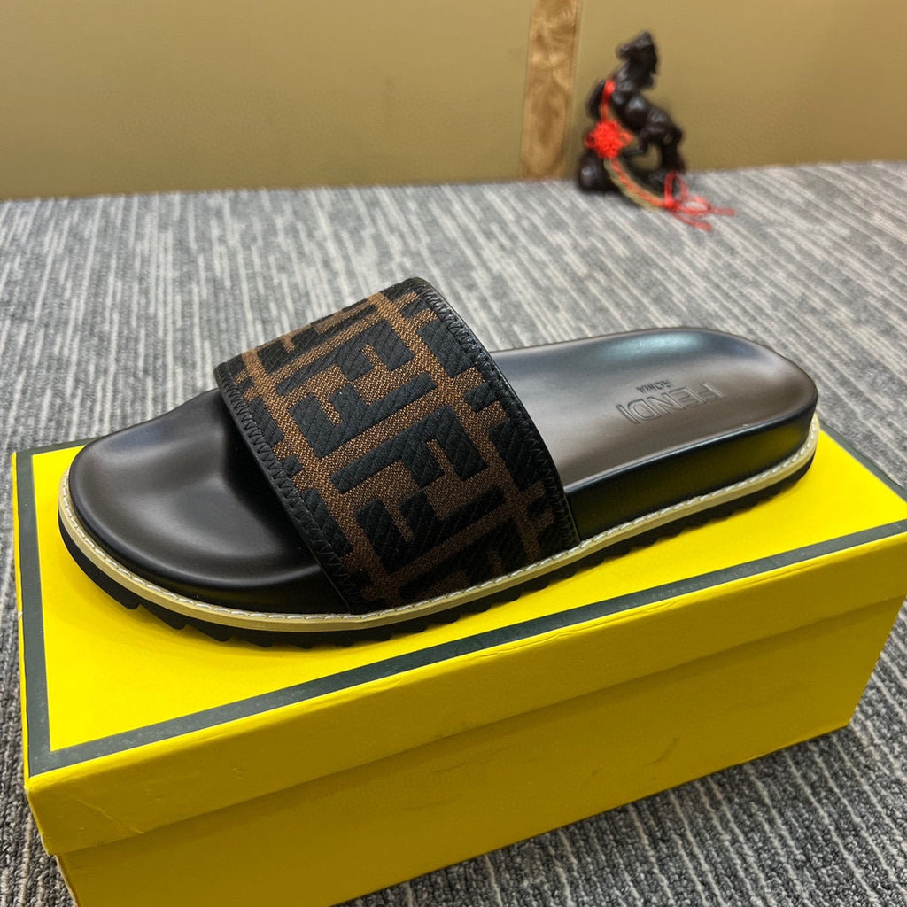 5XF105Z Popular Slippers