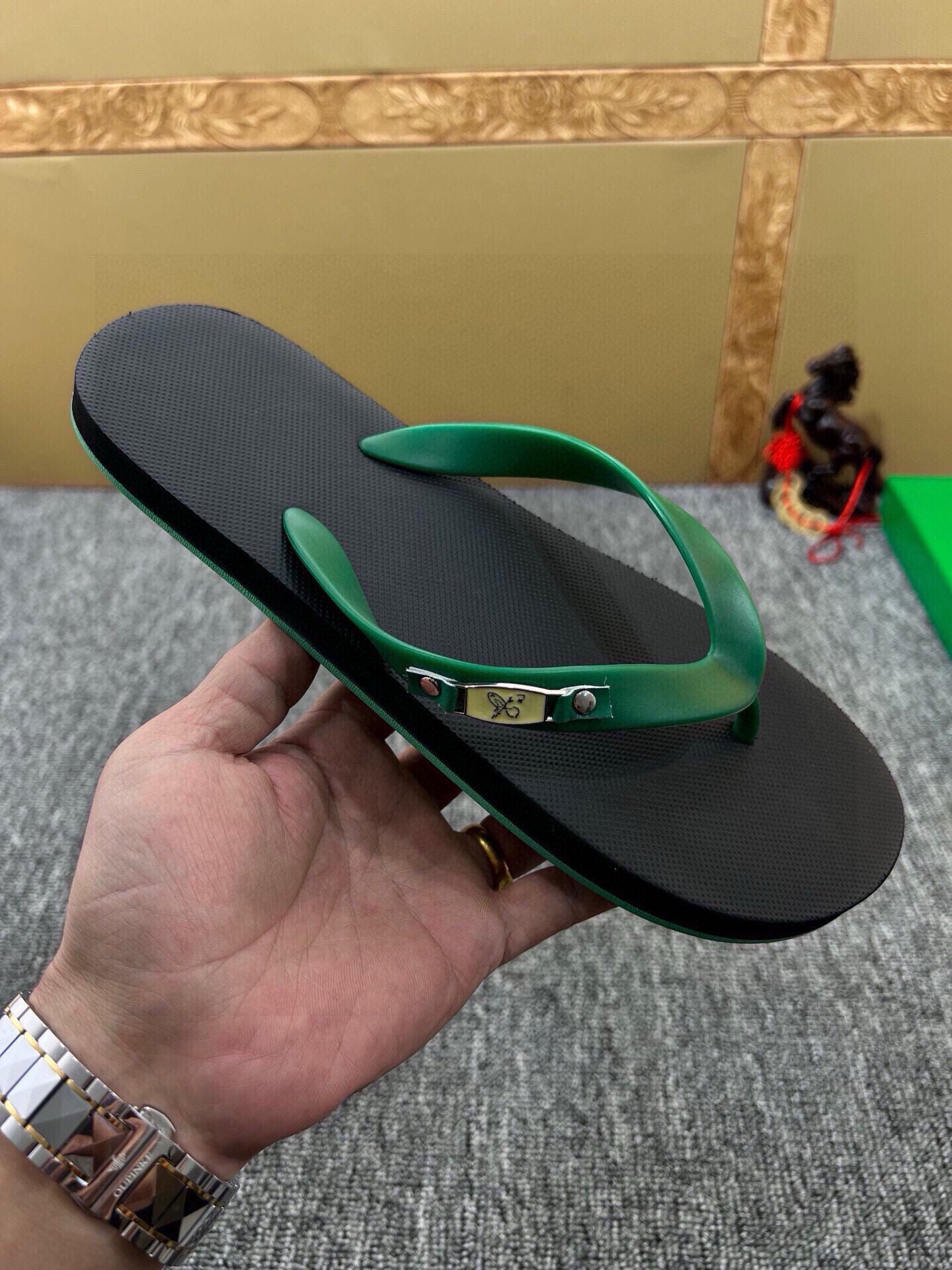 535ZA293Z Popular Slippers