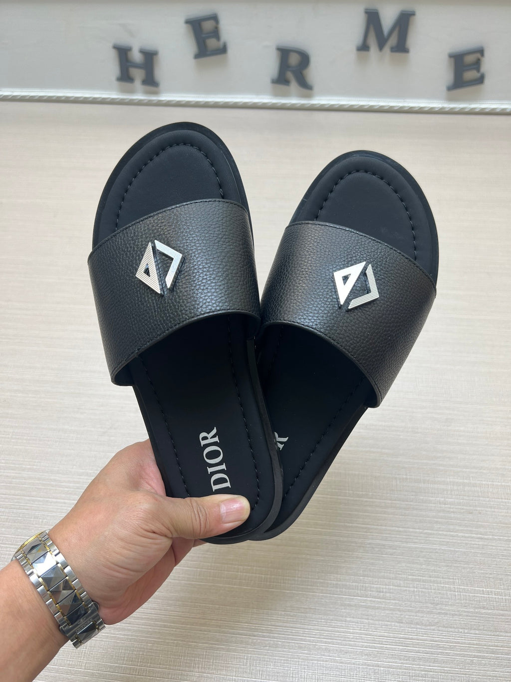 54D77Z Popular  slippers