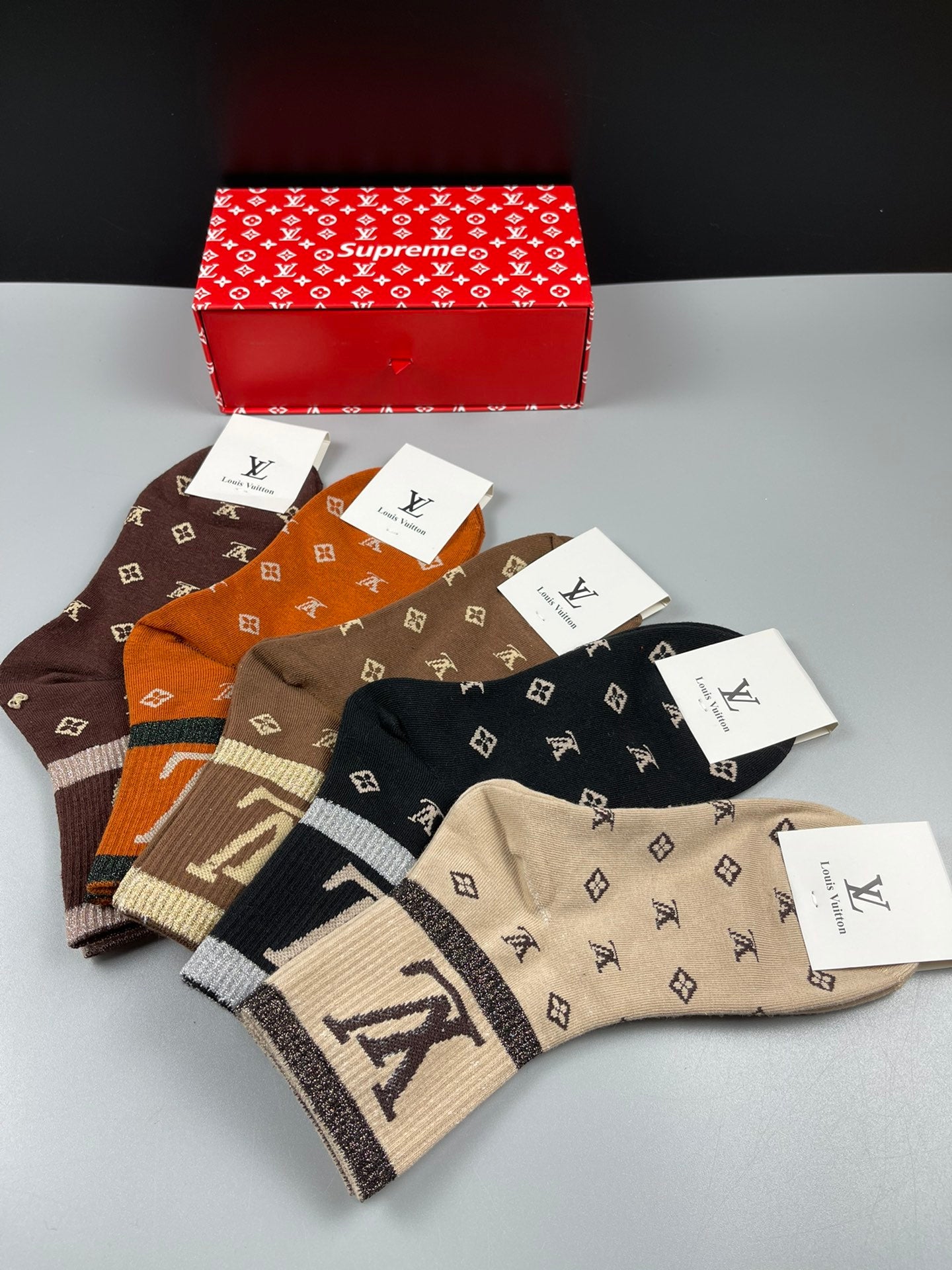 235QE10S Popular socks(5 pairs )
