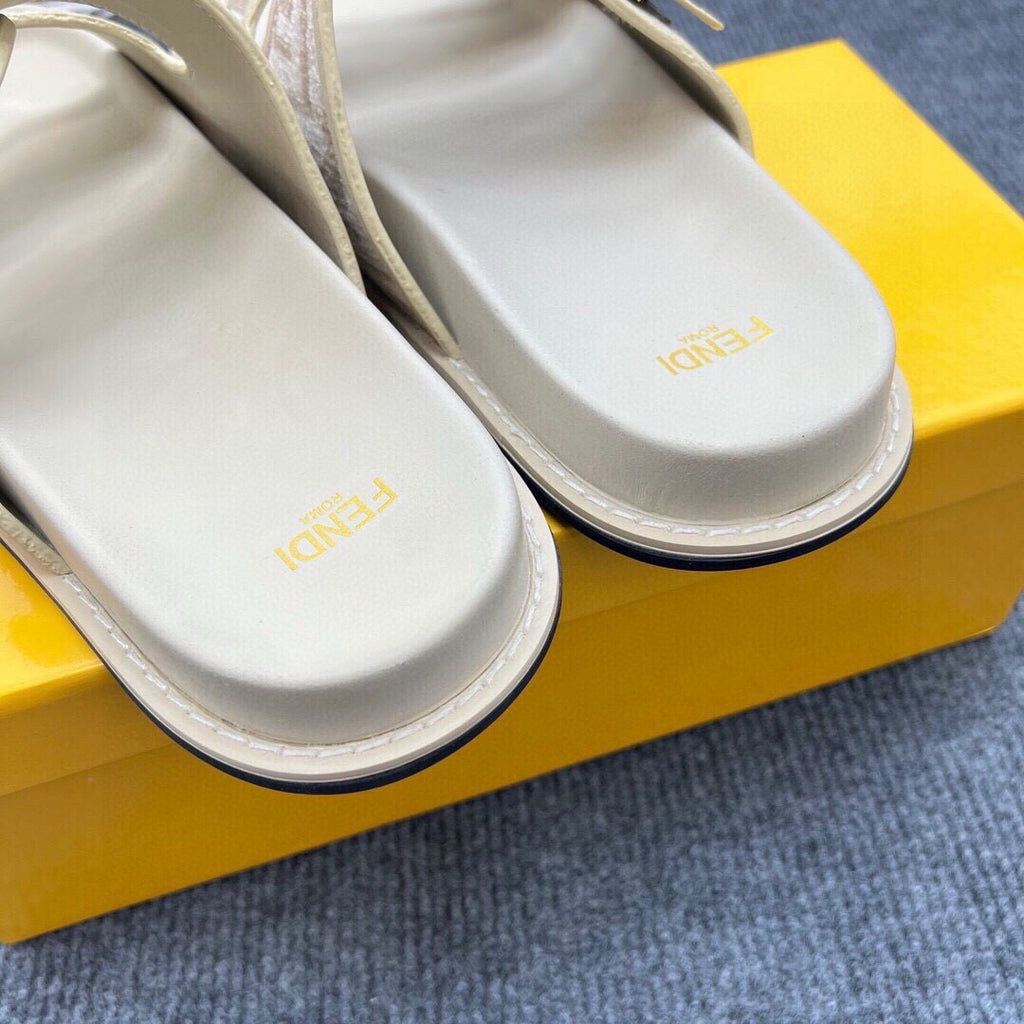 54F38Z Popular slippers