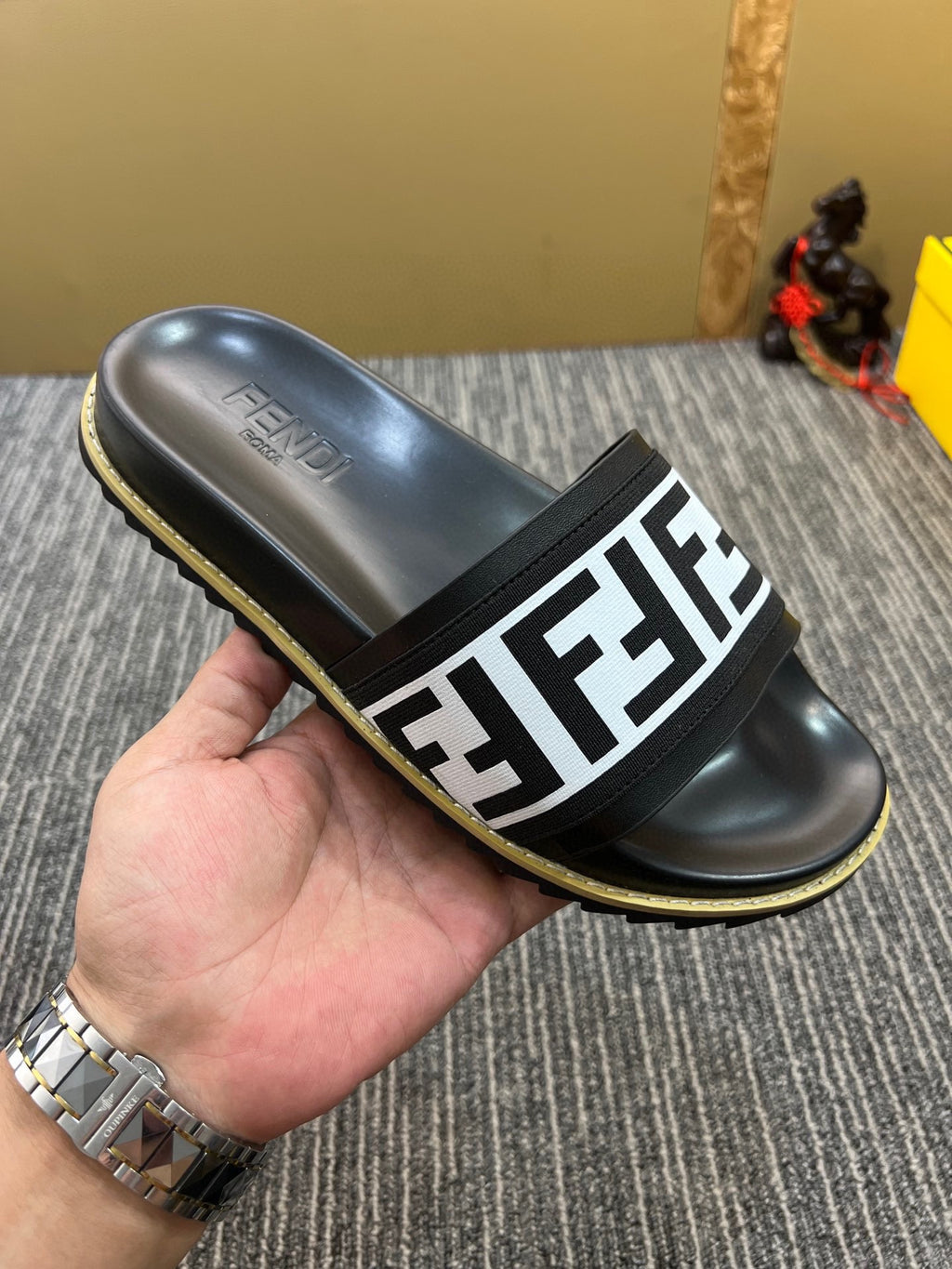 5XF103Z Popular Slippers