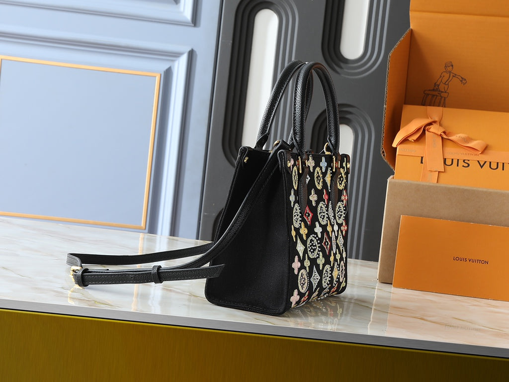 15RE22B Popular  genuine leather embroidered bag