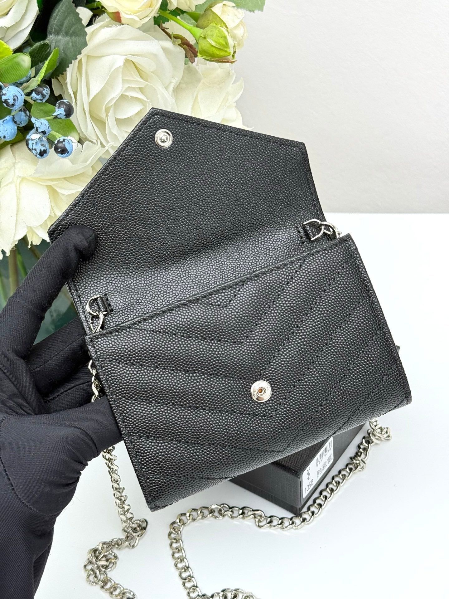 136PSL14B Popular card holder