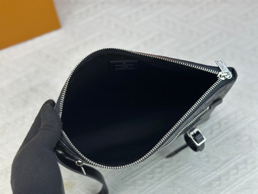 1XE398B Popular   leather bag