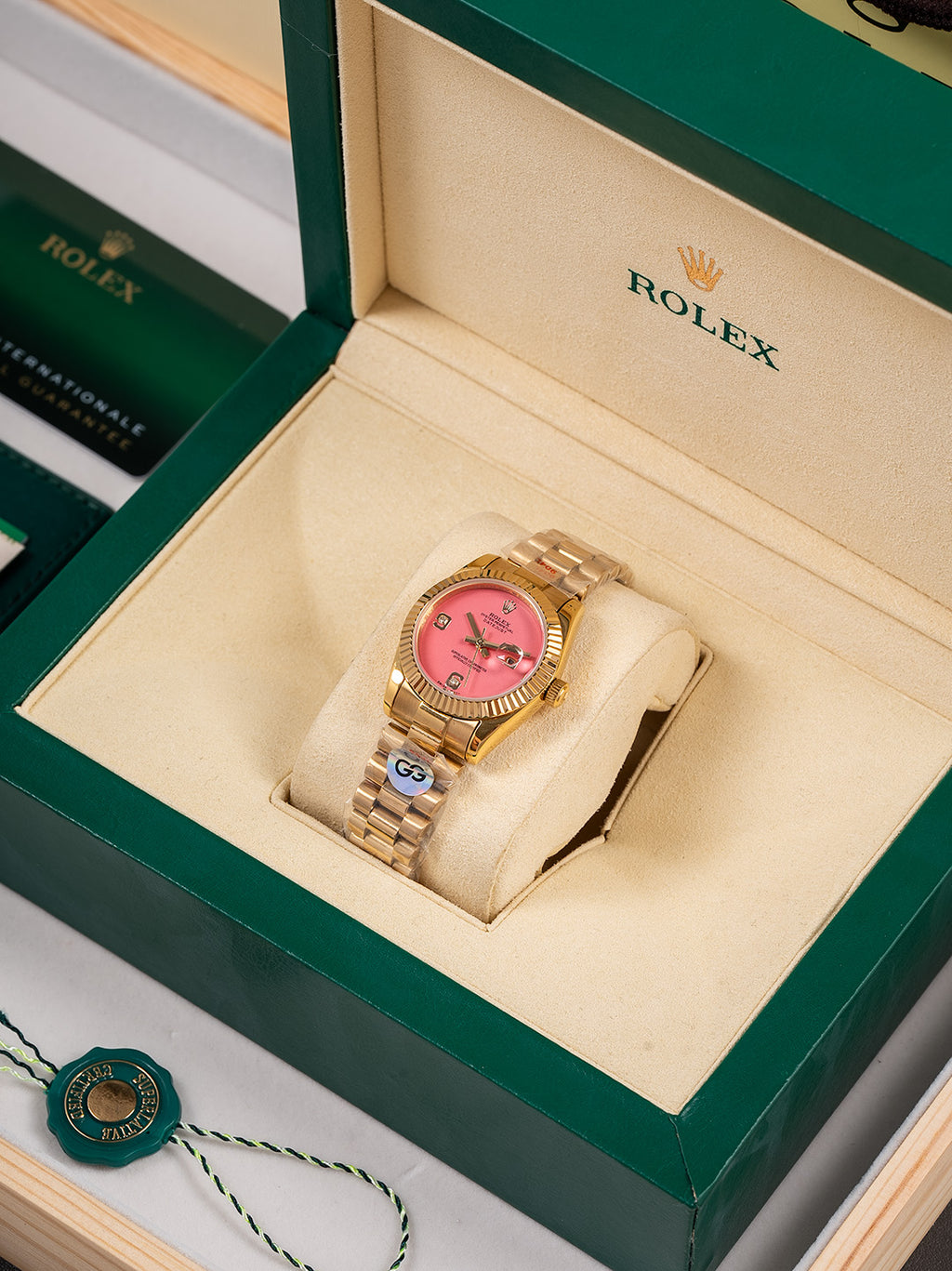 136RL13L Popular Watches