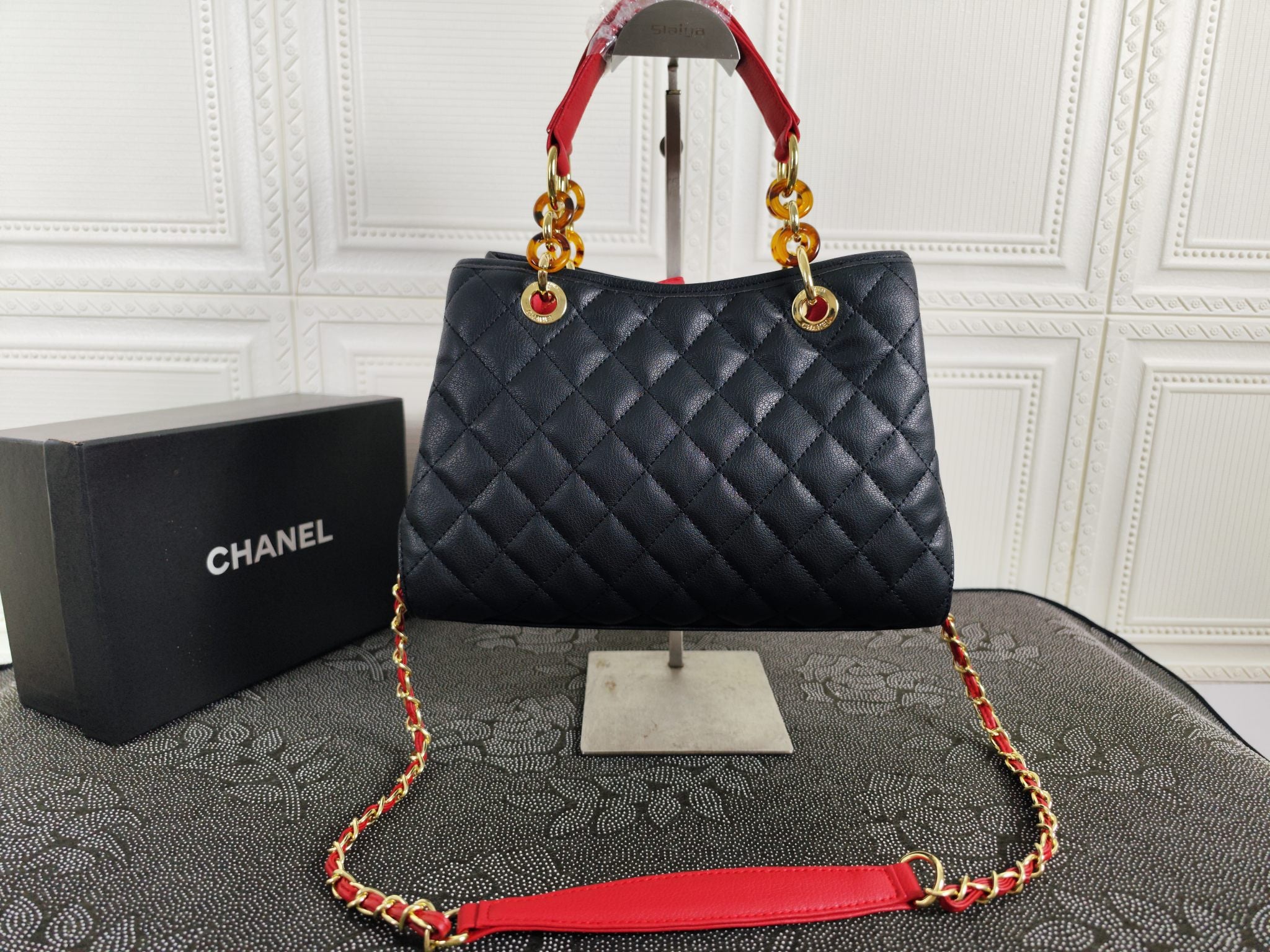 555RB1B Popular   leather bag