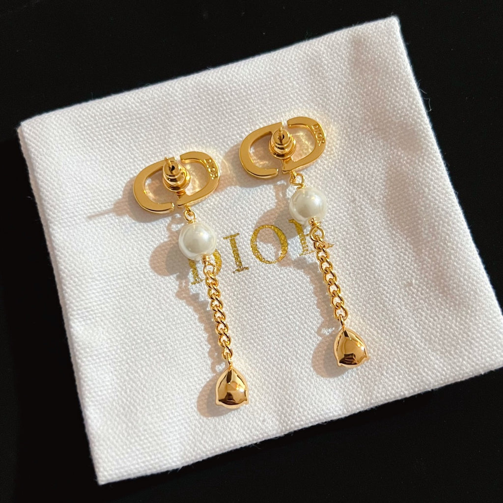 14D208E Popular  Earrings