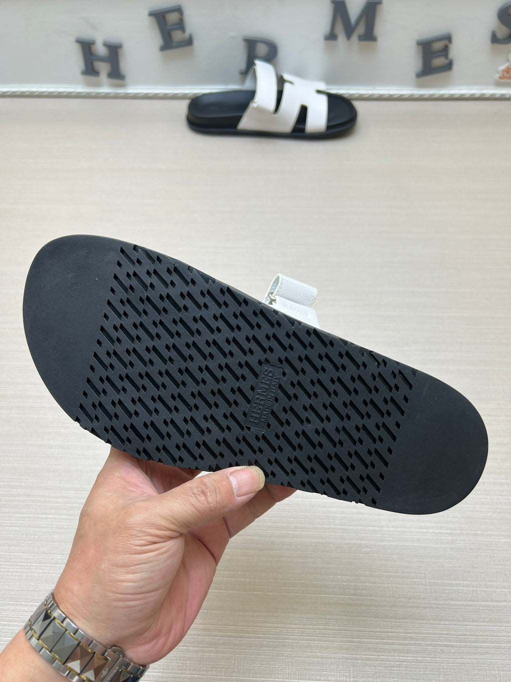 54H1Z Popular slippers