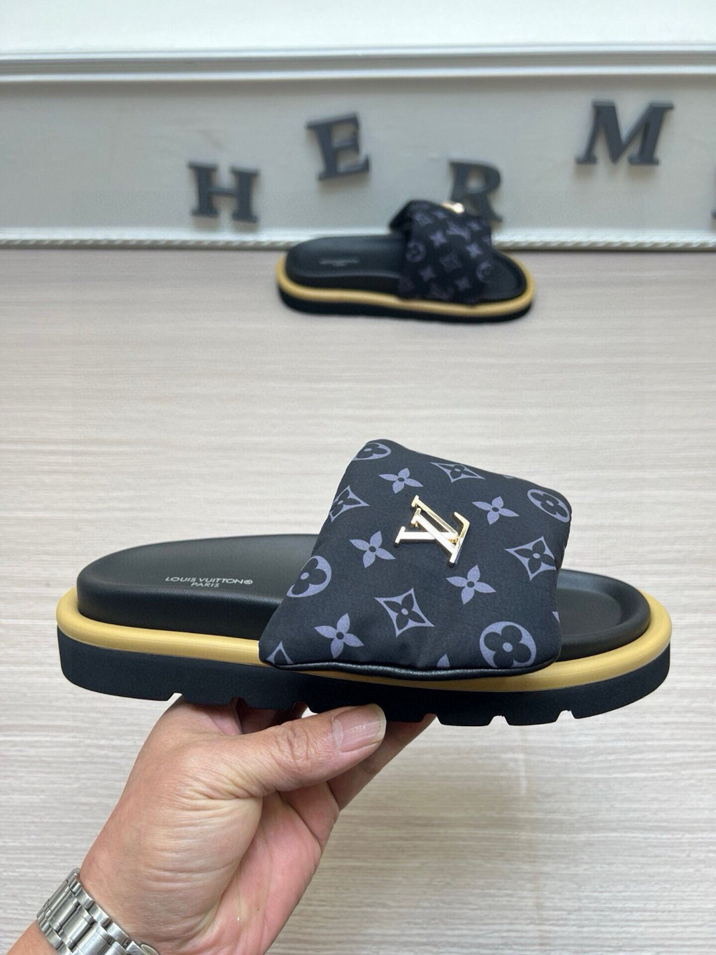5QE10Z Popular  Slippers