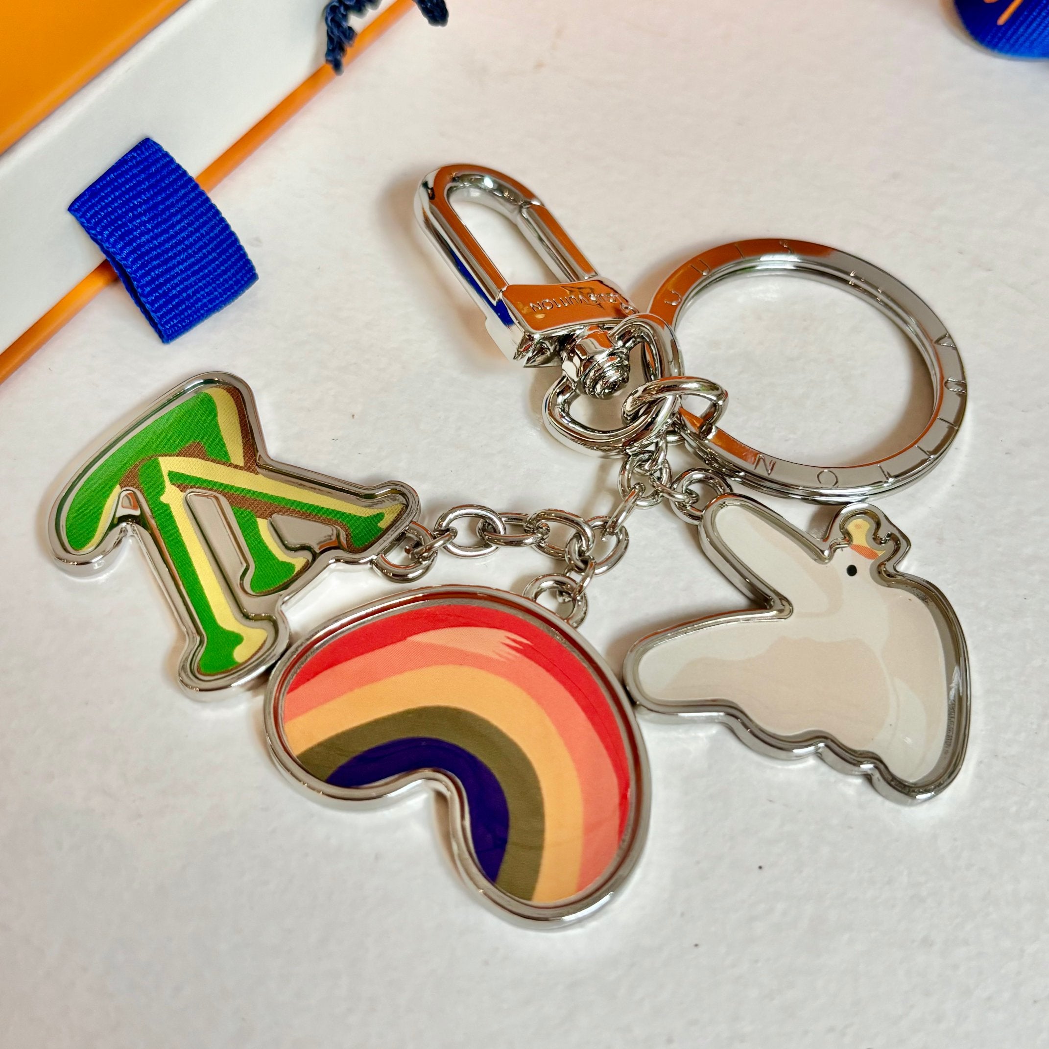 35ZE34A Popular bag 's charms accessories