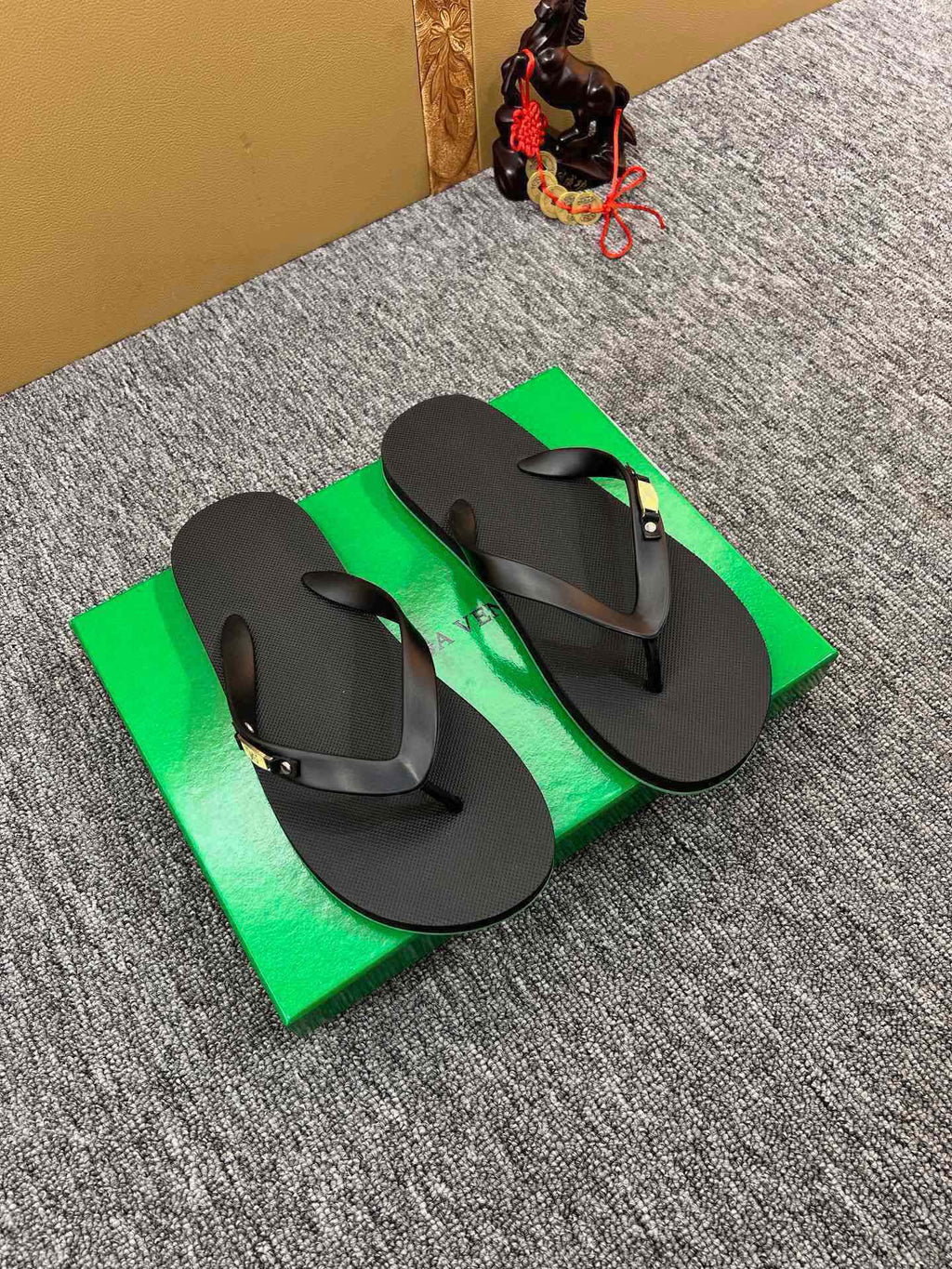 535ZA292Z Popular Slippers