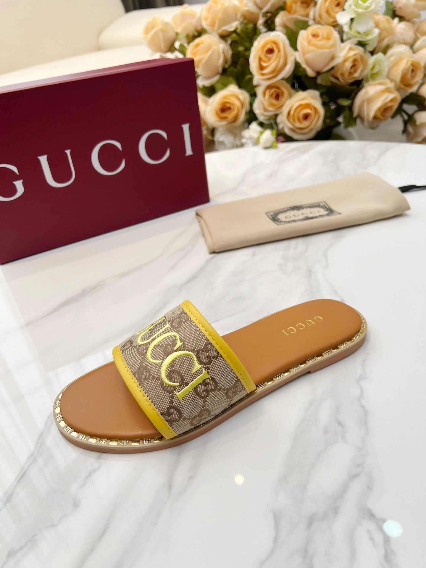 255QB29Z Popular Slippers