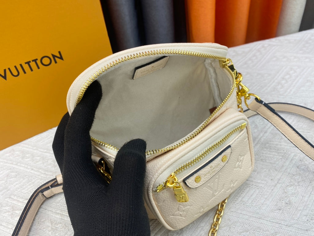 155NE57B Popular  leather bag