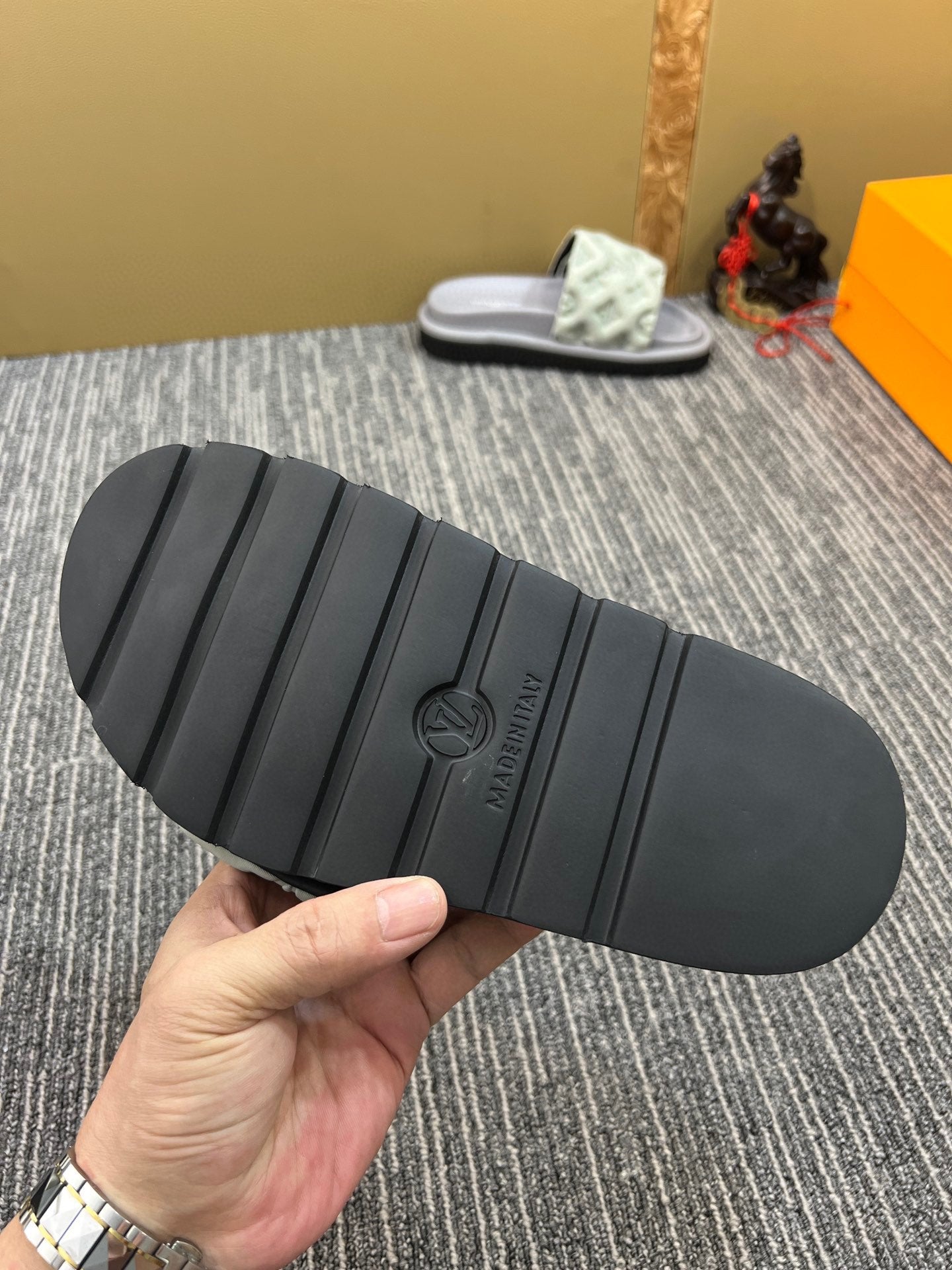 5XE119Z Popular leather quality Slippers