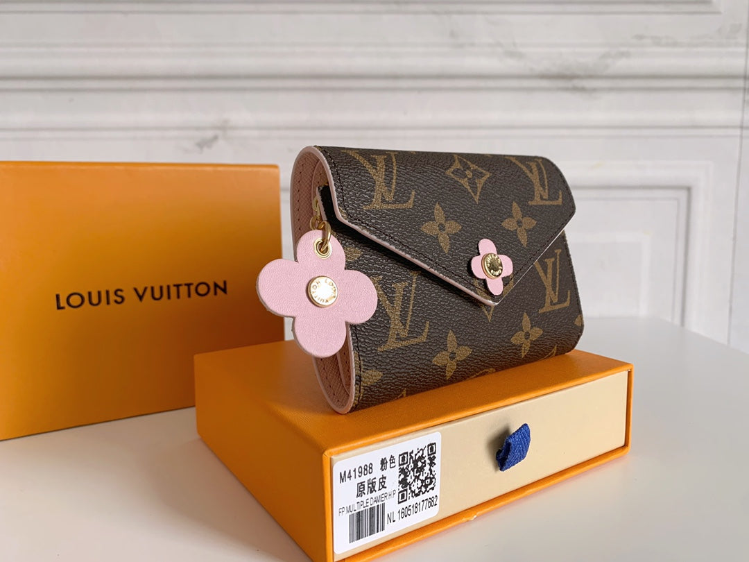 146PE54B Popular leather  Wallets
