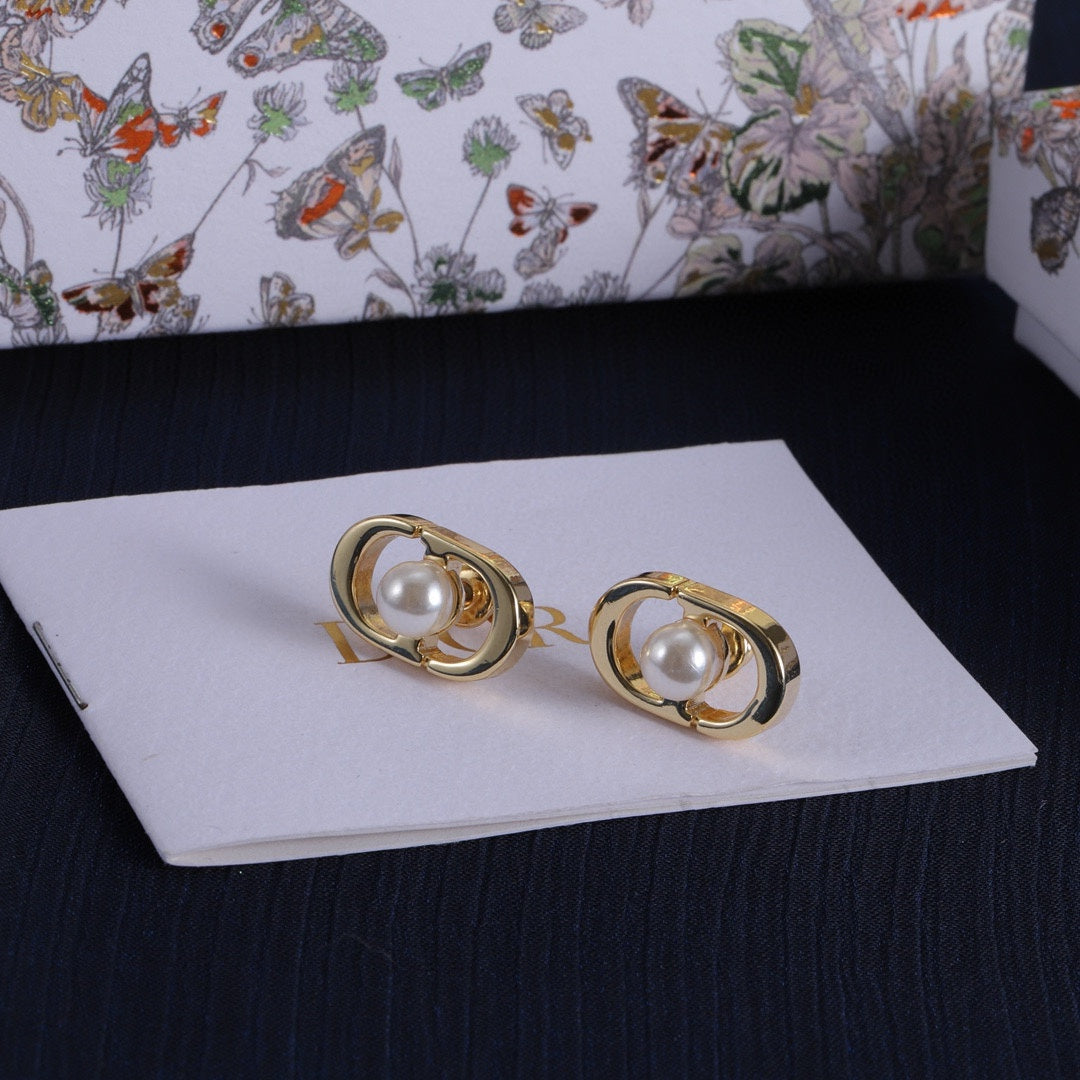 14D256E Popular  Earrings