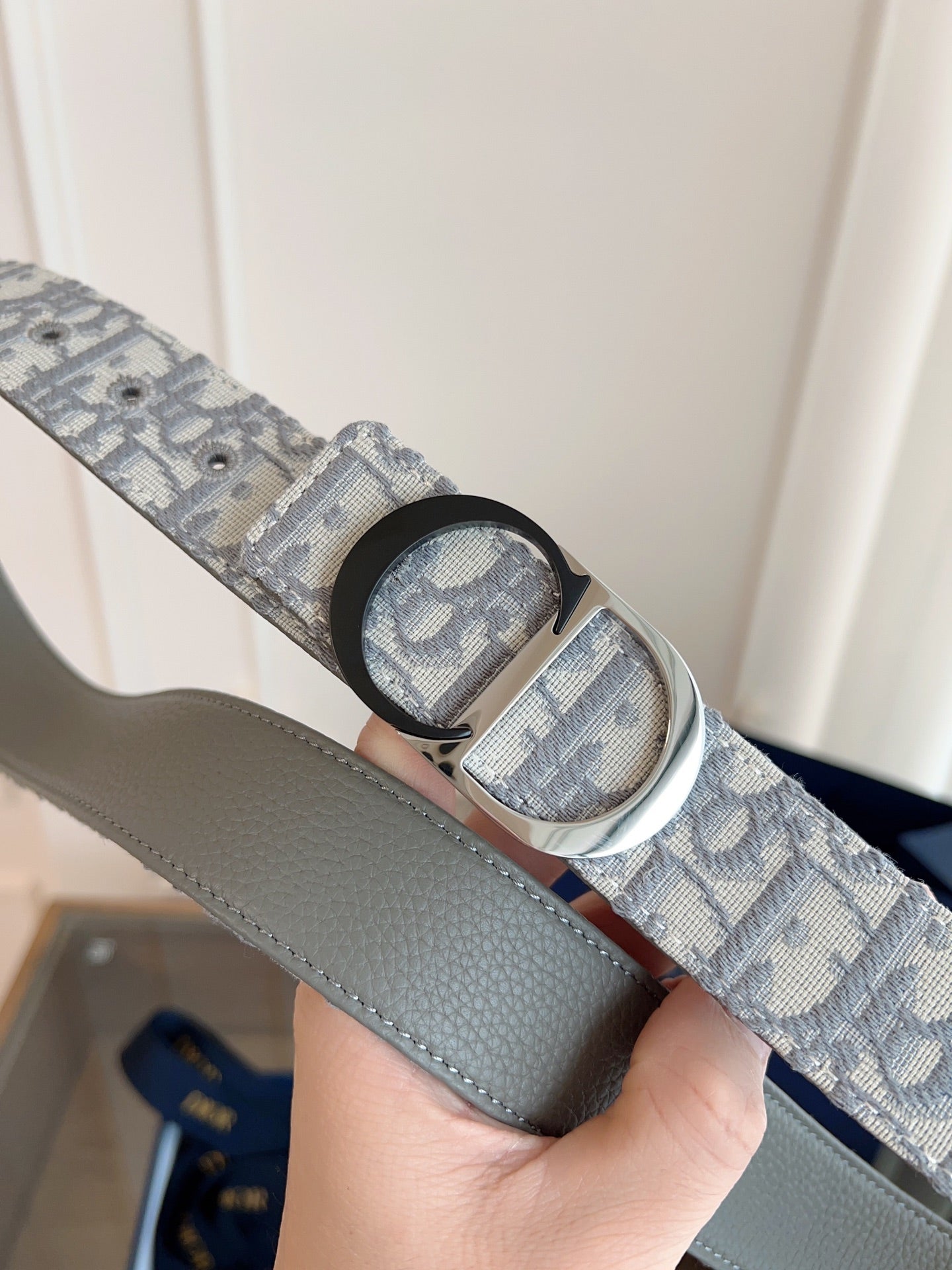 P1Q115D39 Popular High quality belt With full package