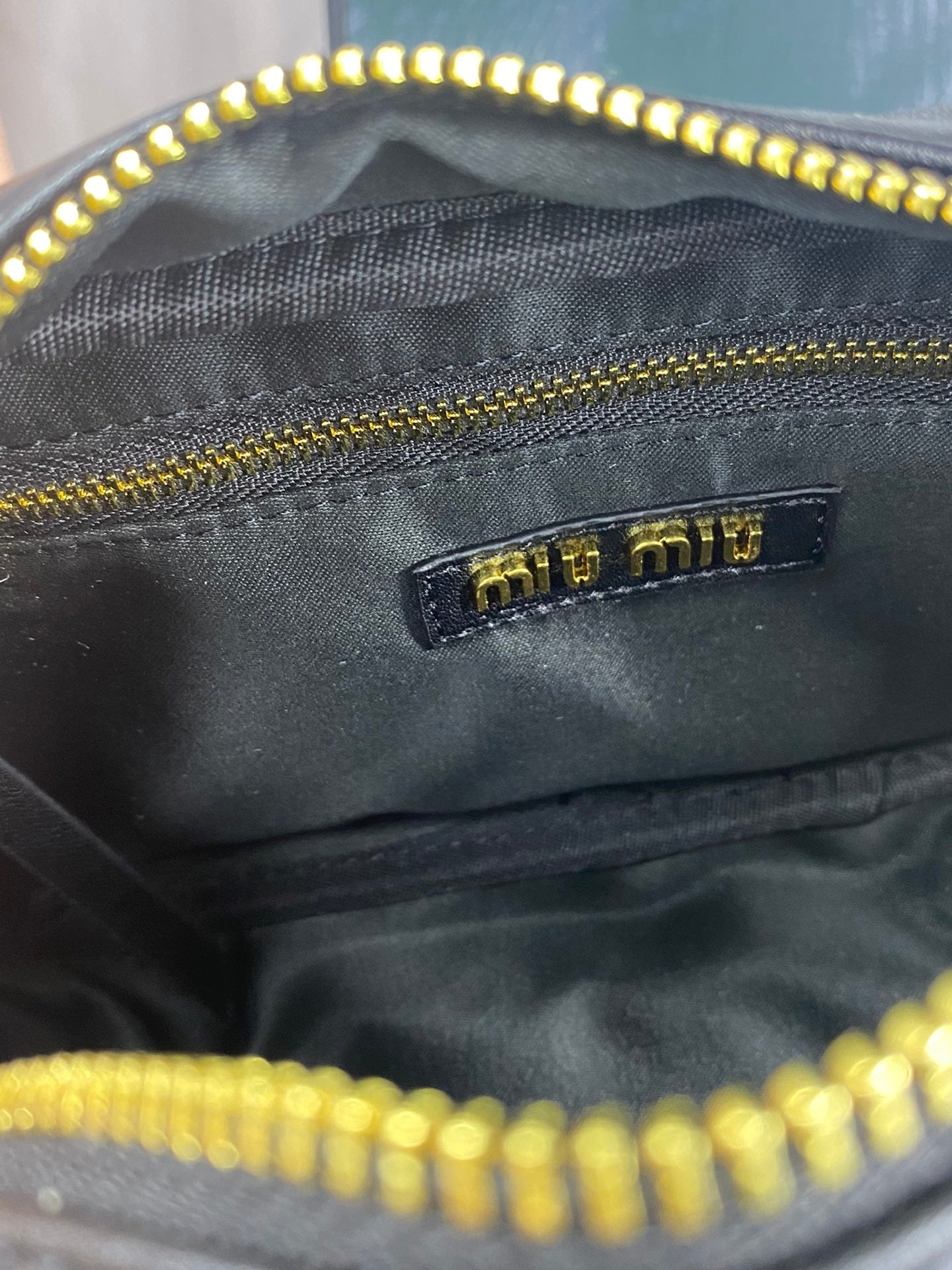 B1P46A150 Popular leather bags